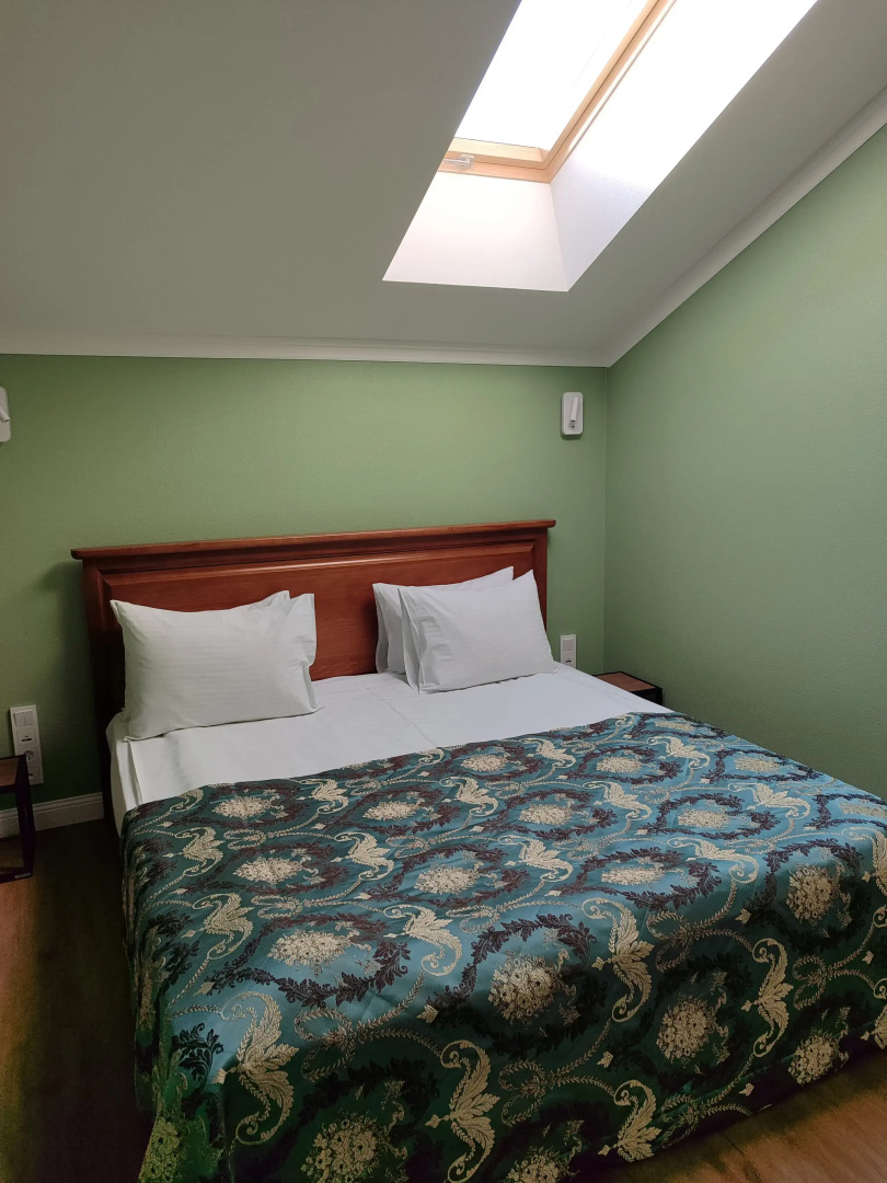 Отель Шери Холл