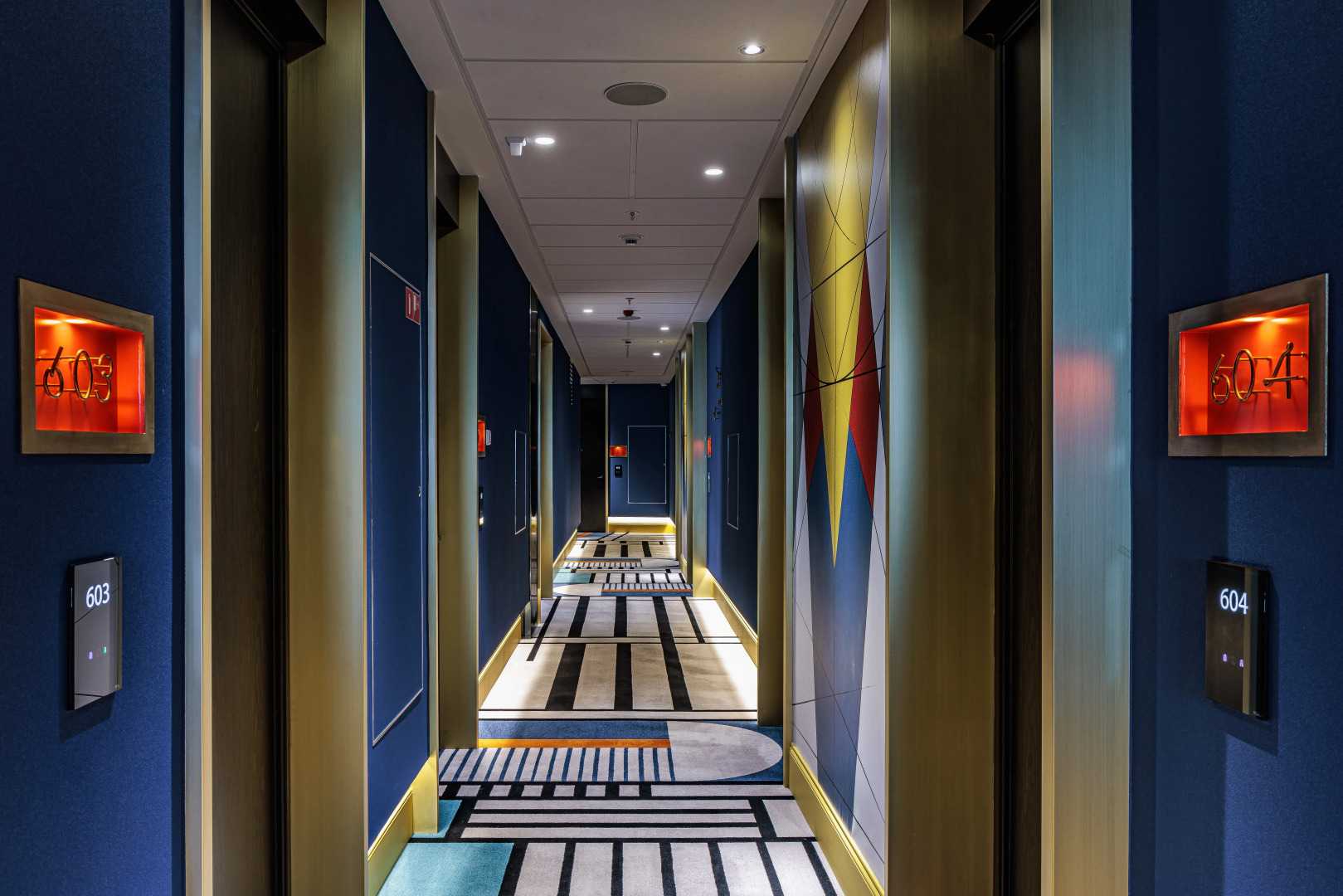 Отель Maidens Hotel