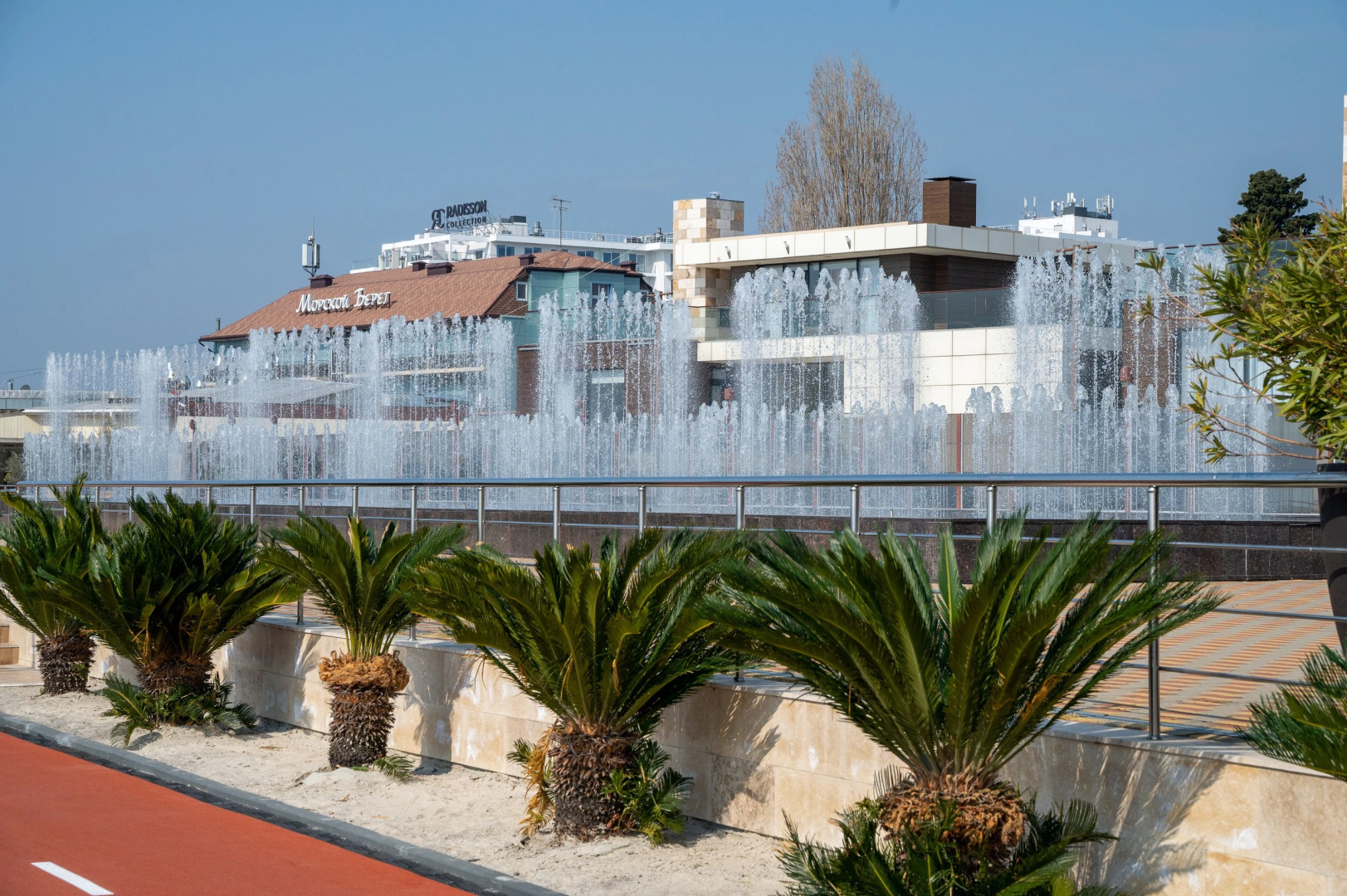 Апартаменты Red Apartments Си Сайд Песчаный