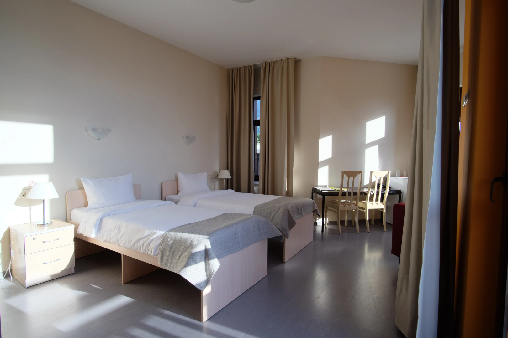 Отель Riders Lodge
