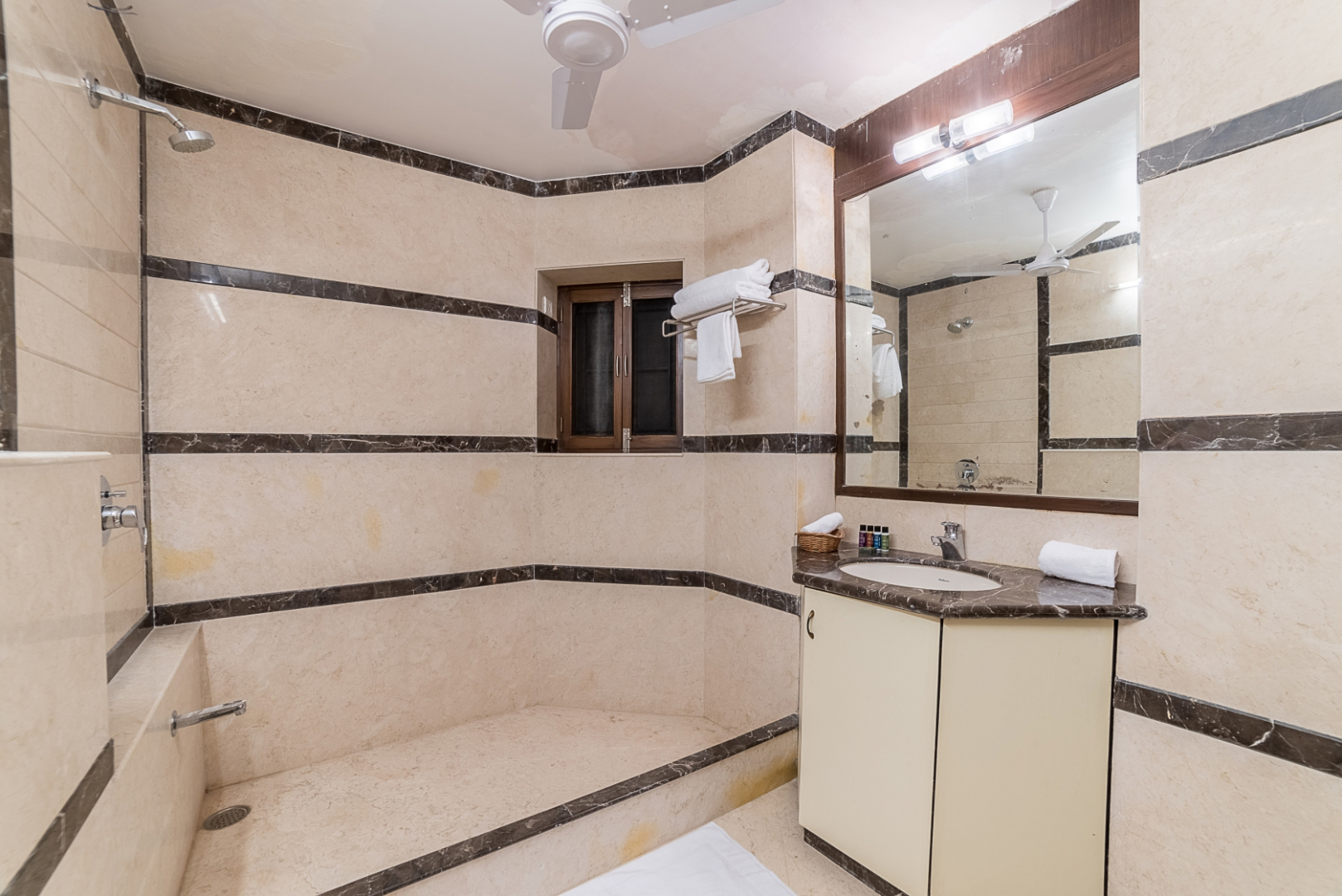 Отель The Almond Tree