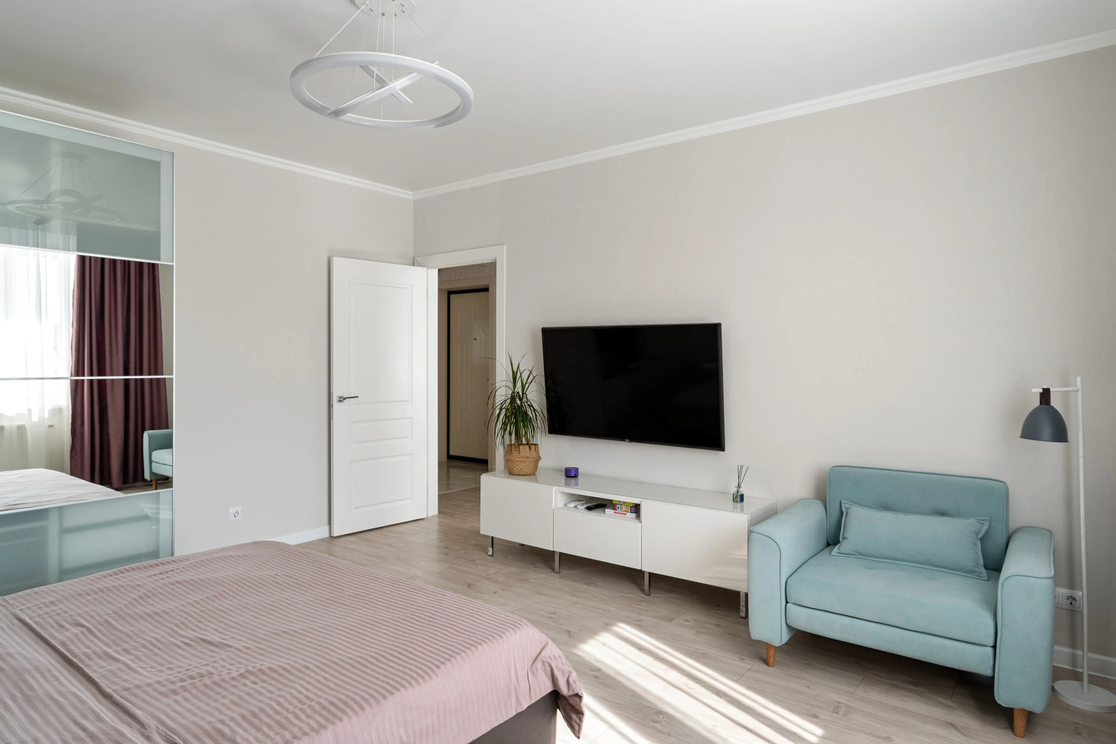 Квартира в Тихом Современном Районе Города Казани