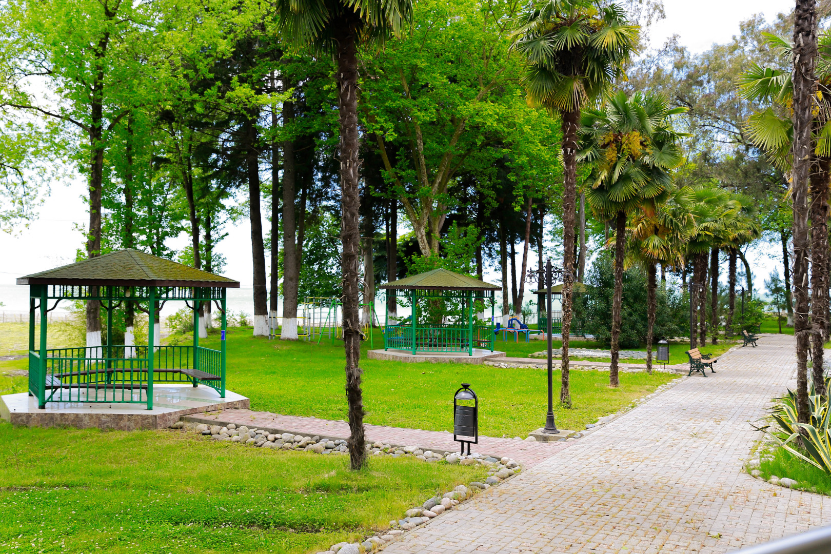 Отель Агудзера