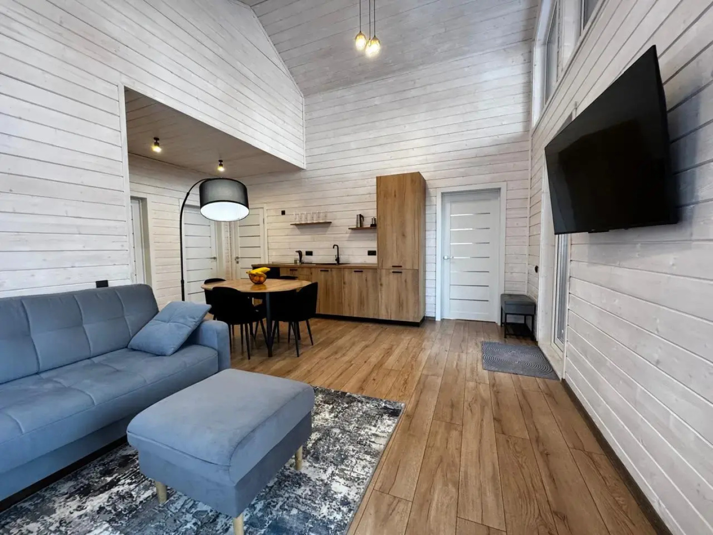 Частный дом Коттедж Лесное озеро