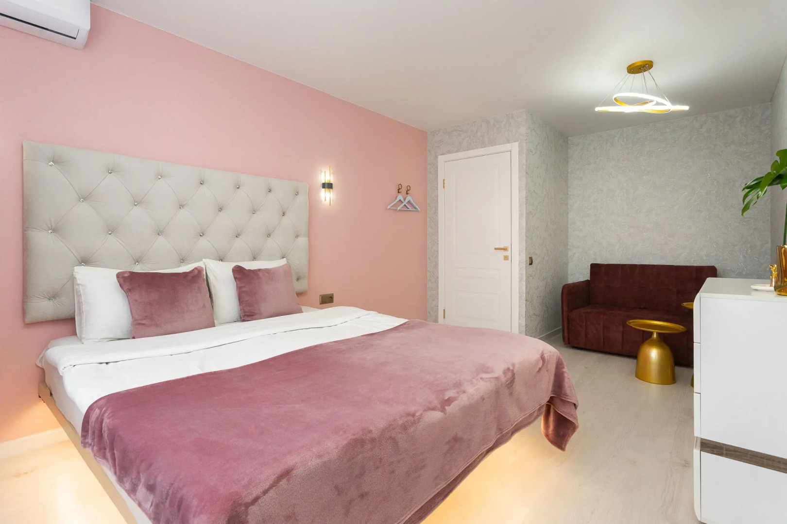 Квартира Трёшка с видом на Рыбную деревню