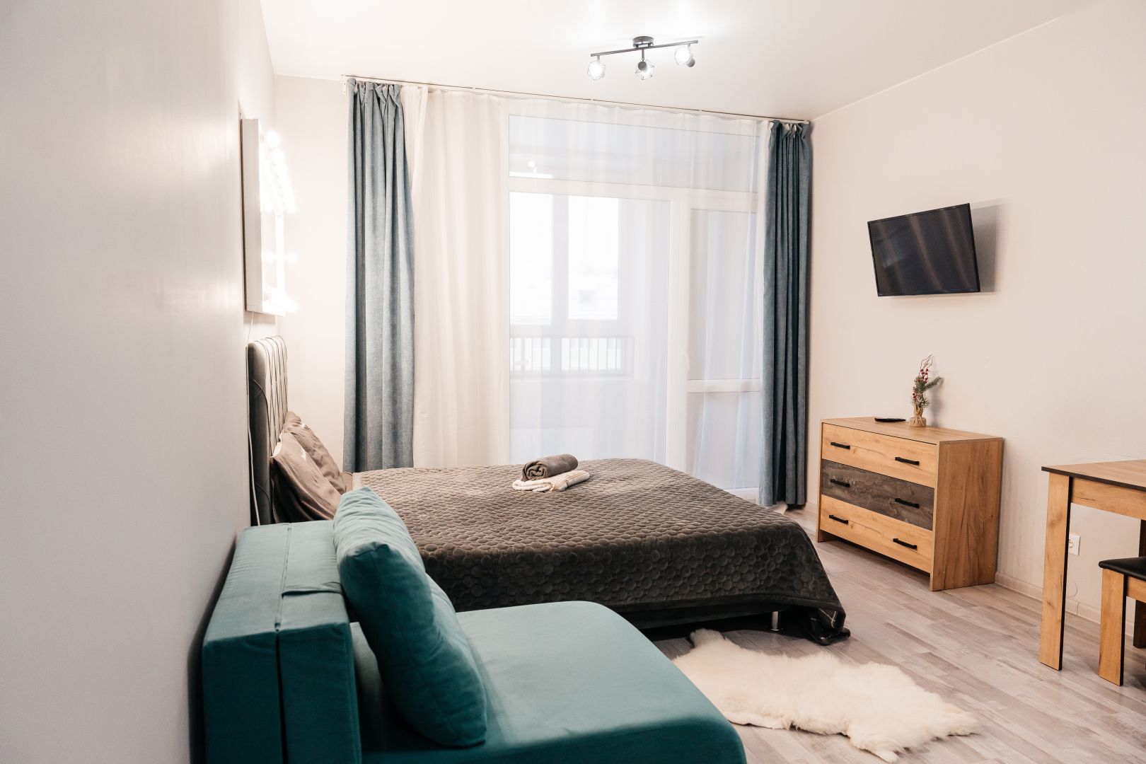 Квартира Стильная студия в ЖК Руна Парк рядом с Балатовским парком