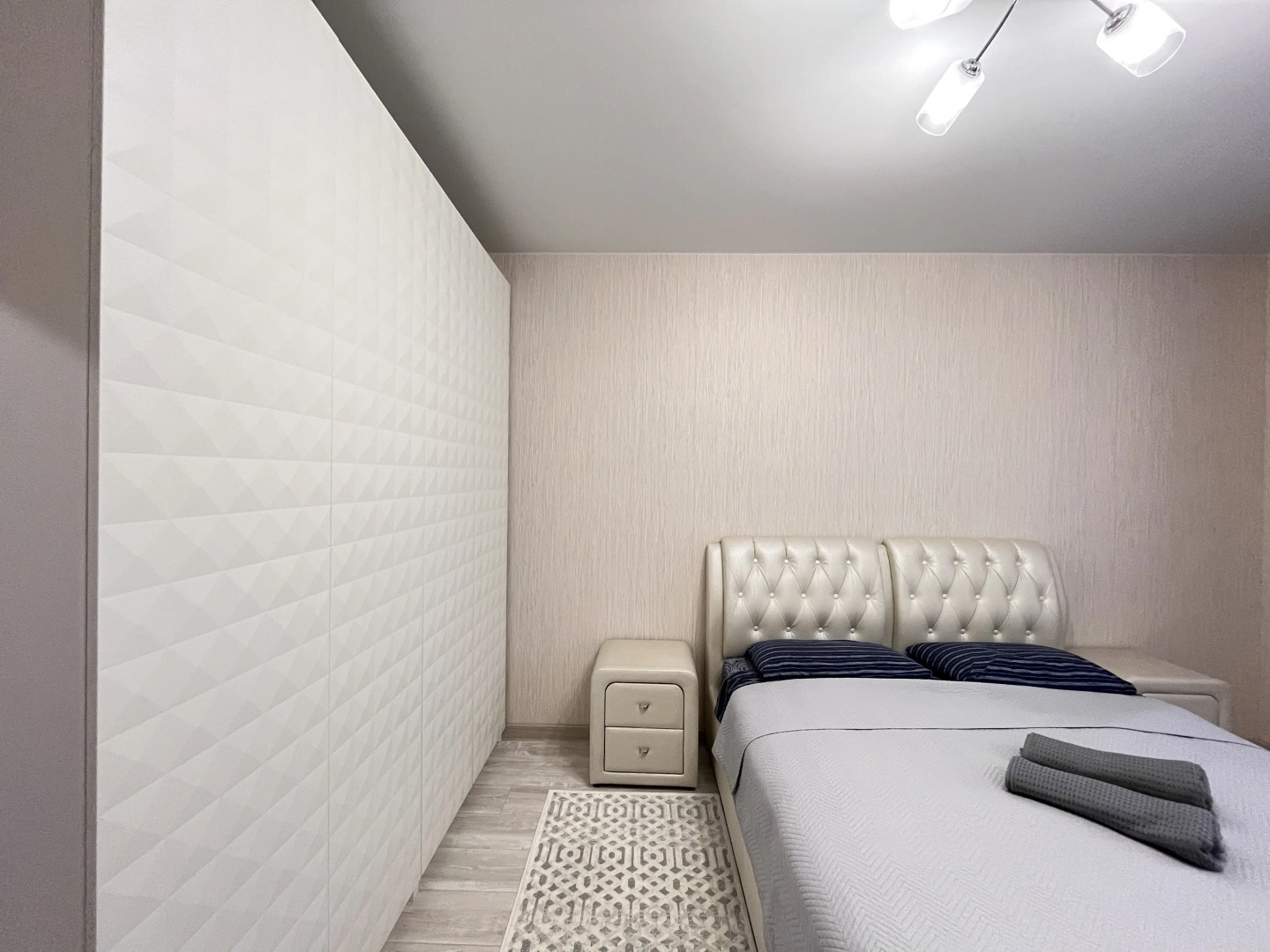 Квартира уютная двухкомнатная на Солнечном бульваре