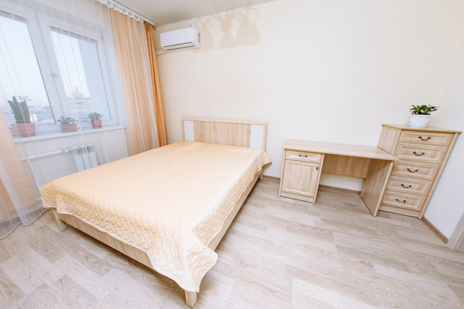Апартаменты One-bedroom in the center of Orenburg Lukiana Popova 103