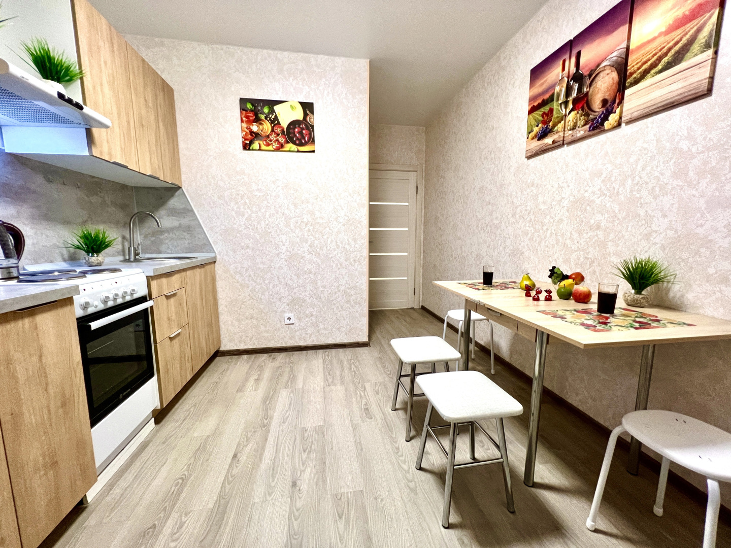 Апартаменты Уютные в ЖК Академический на 8 этаже (рядом с Парком Гагарина) пр-кт К.Маркса, 242