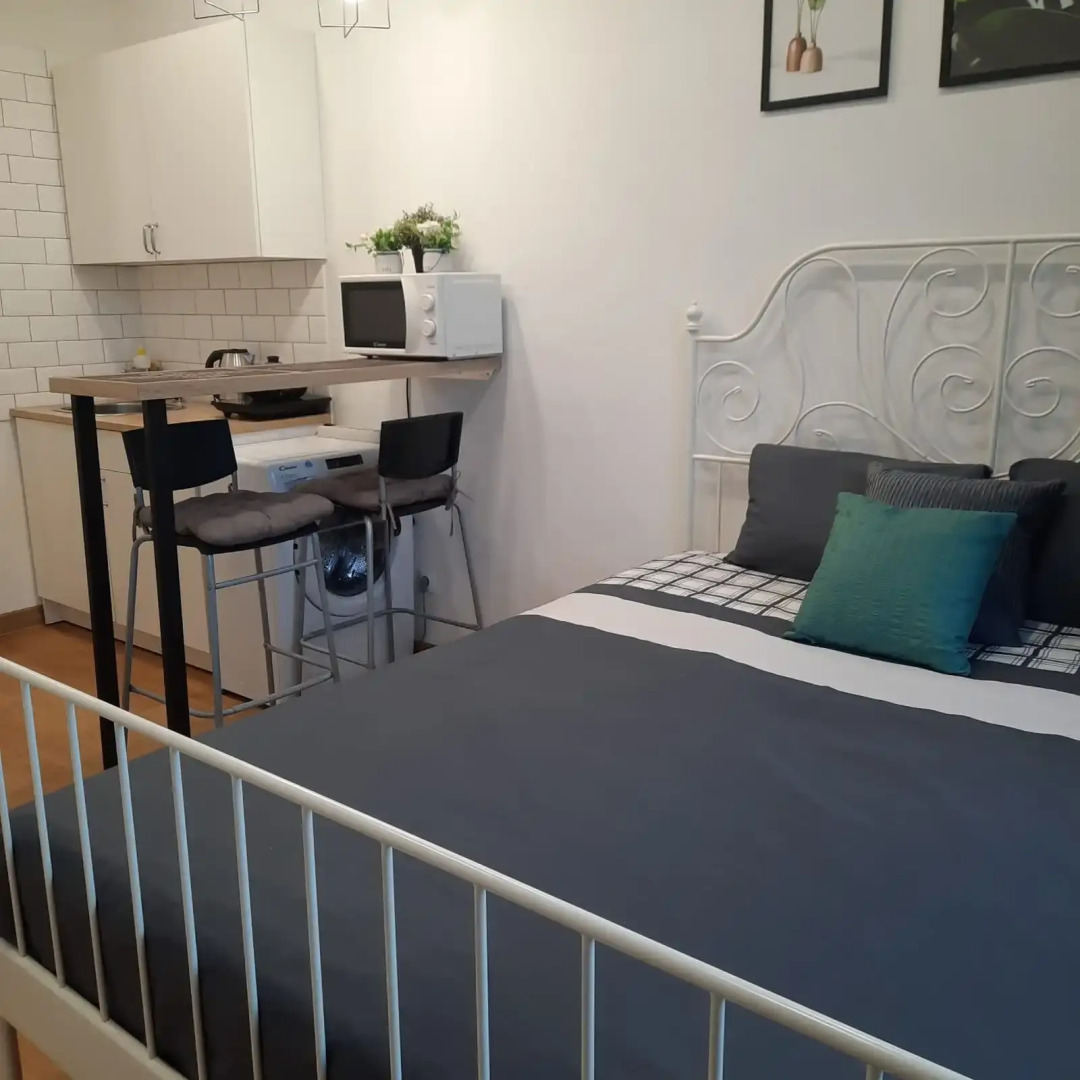 Квартира студия рядом с метро