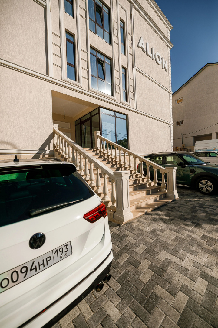 Отель  Алион