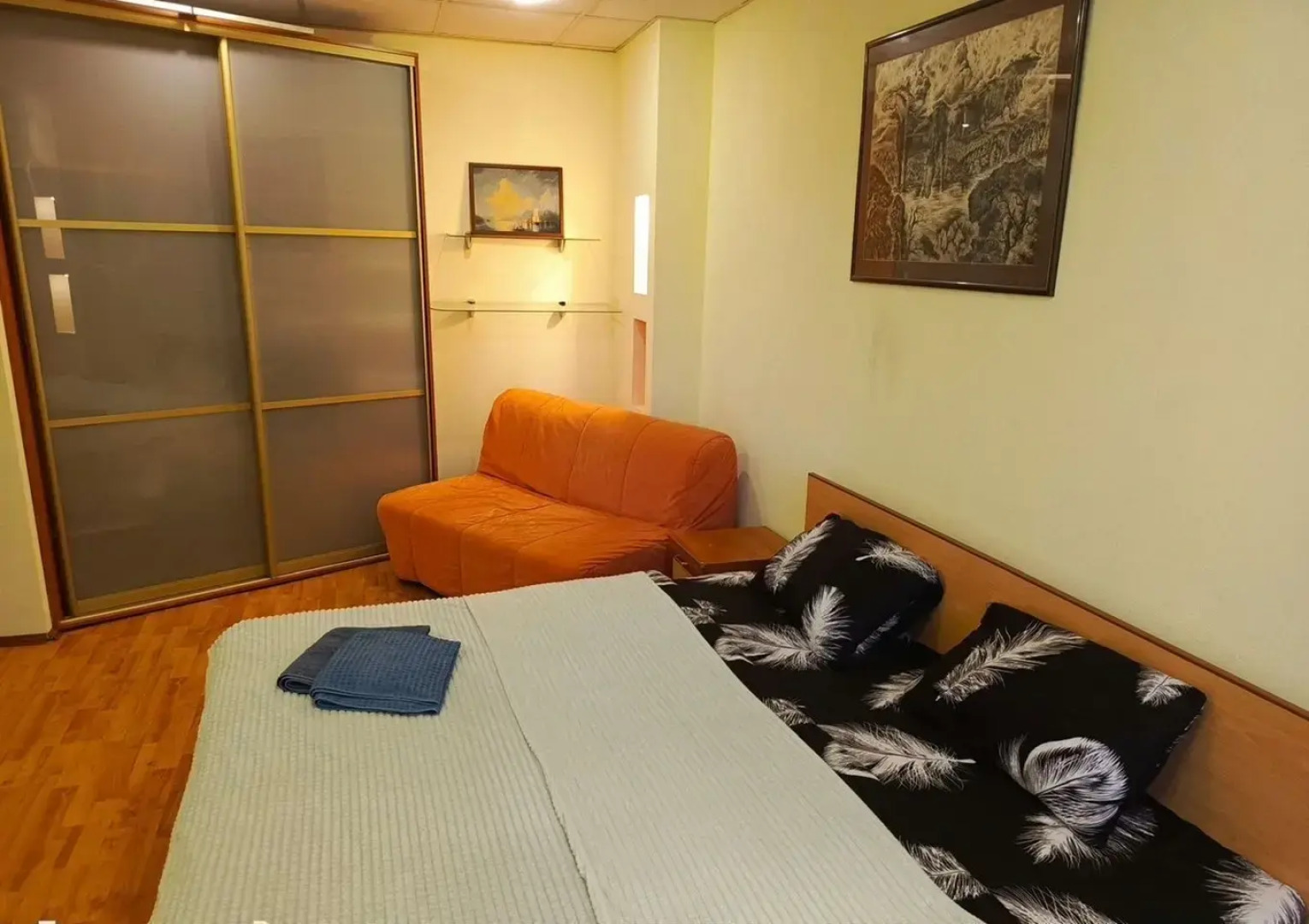 Квартира Евpo-двушка в центpе города