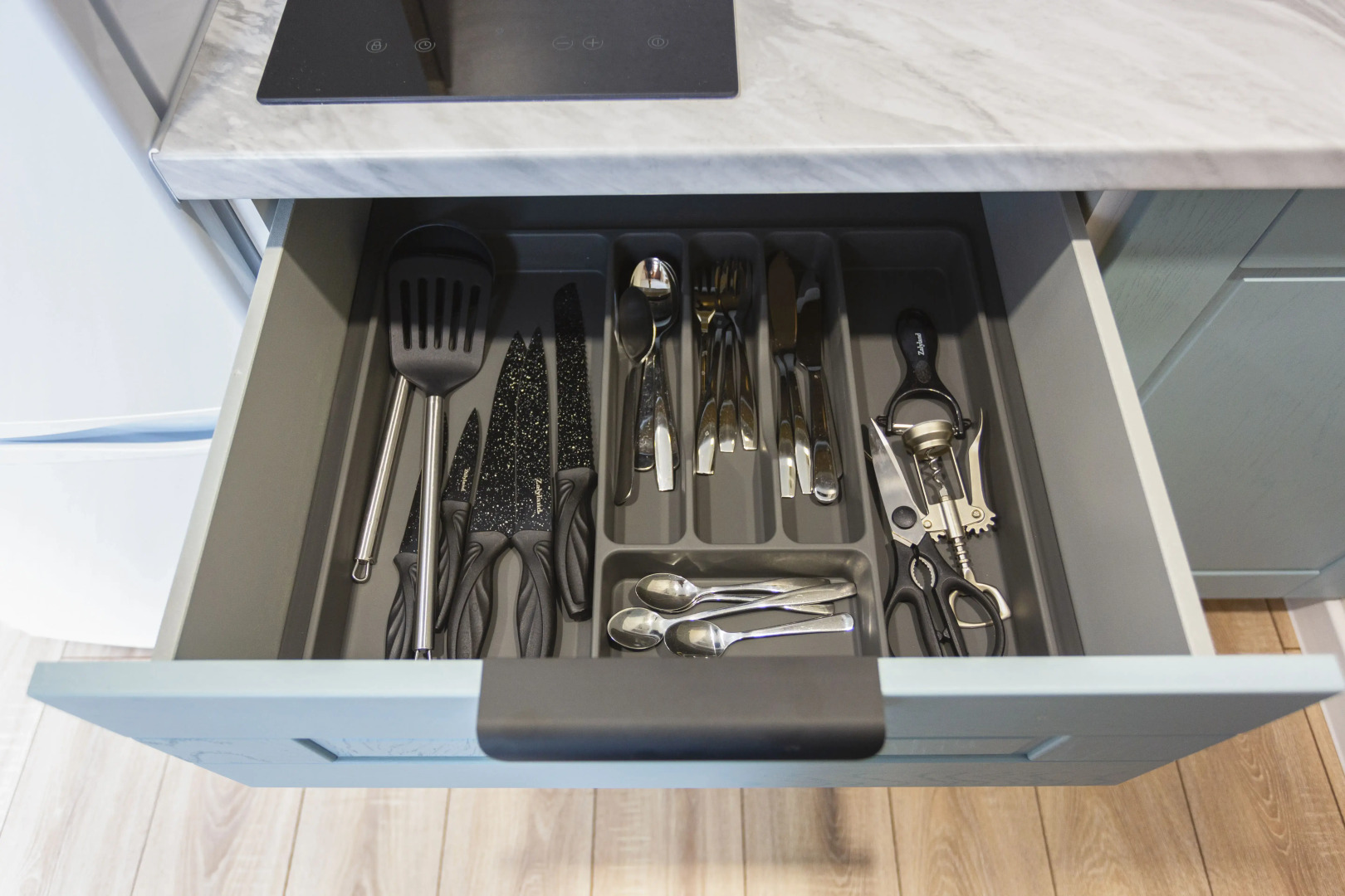 Апартаменты четырехместные на Рябиновой 1