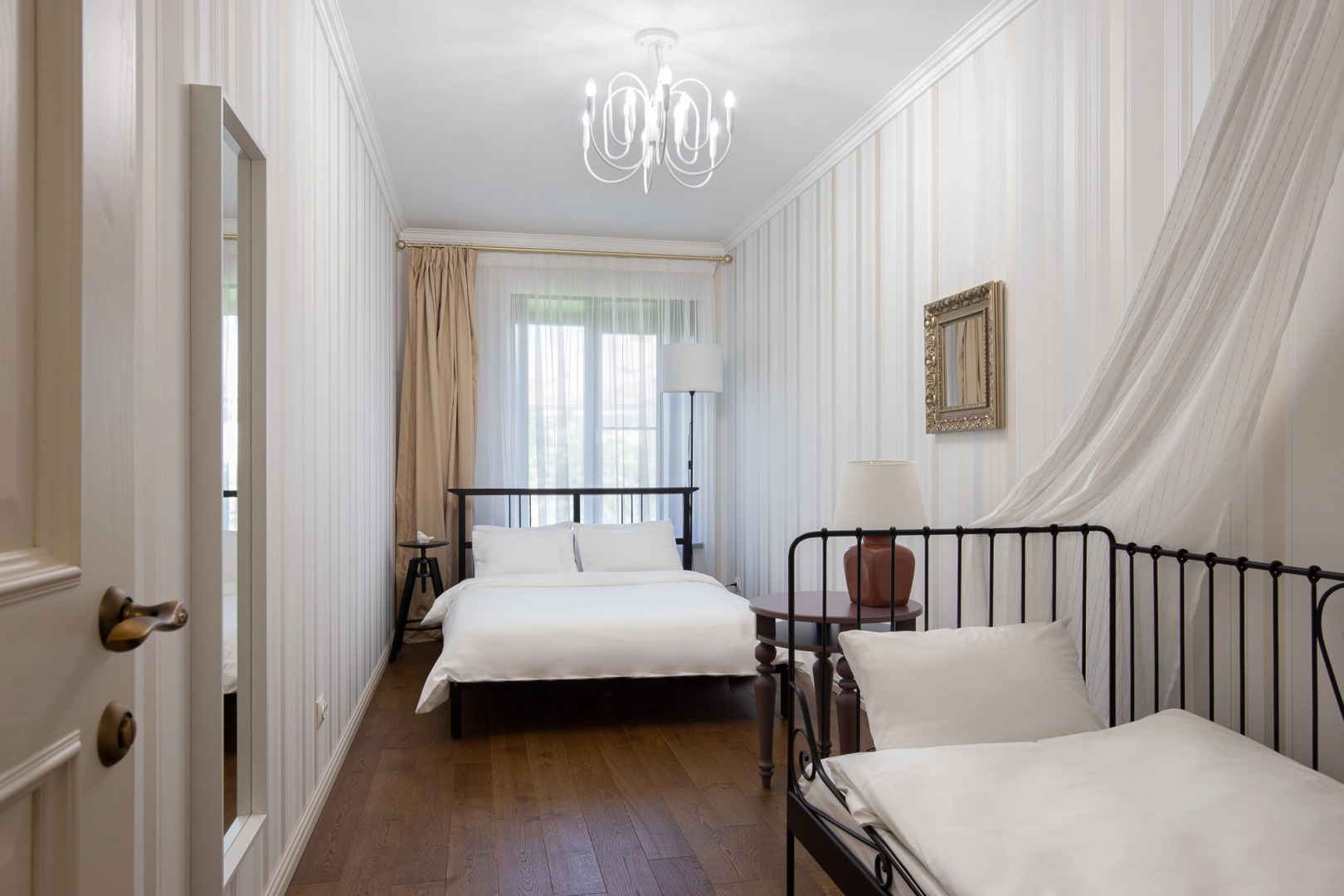 Апартаменты Премиум Город Рек на Большой Конюшенной 1