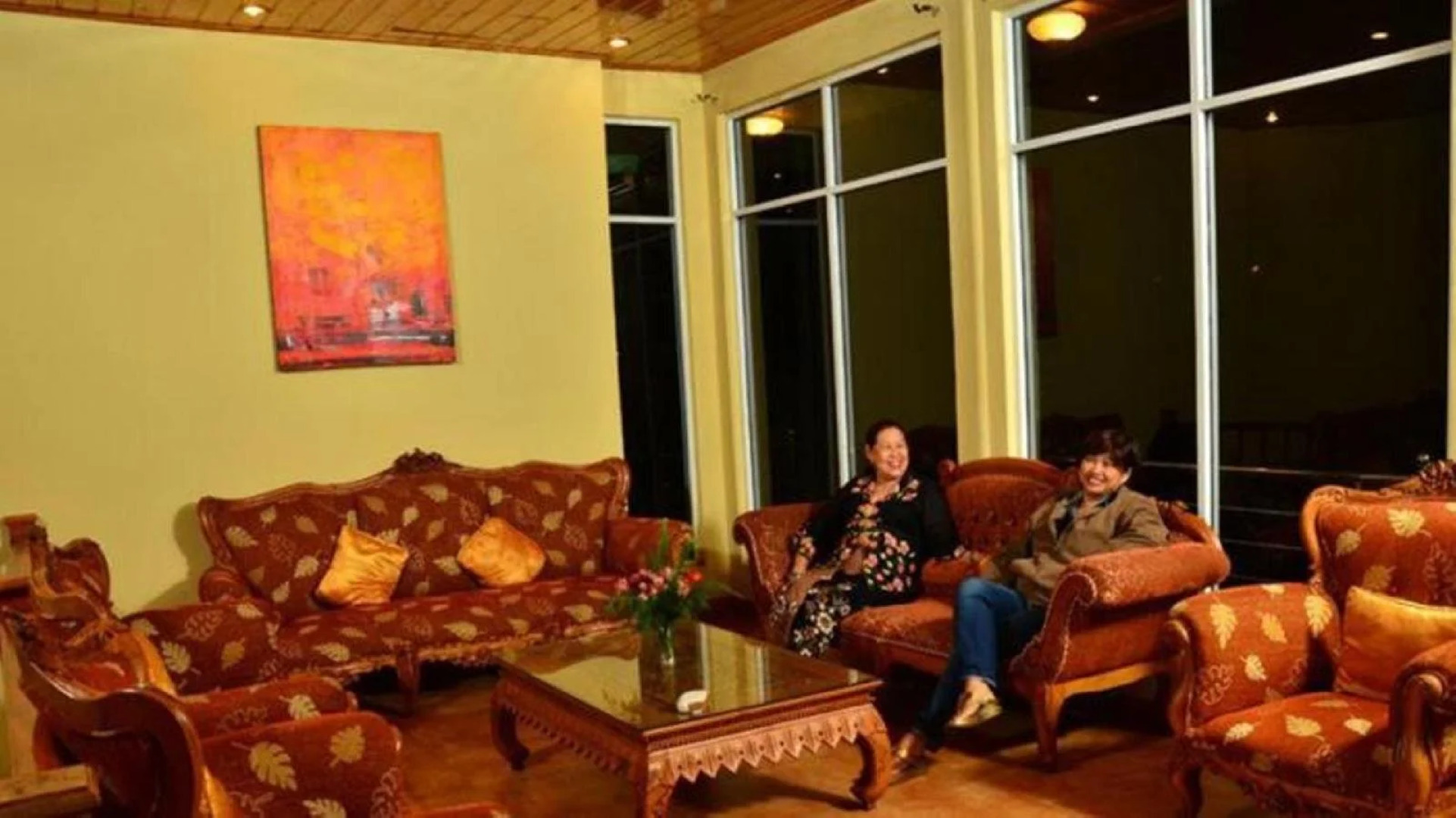 Отель Oak Ray Summer Hill Breeze