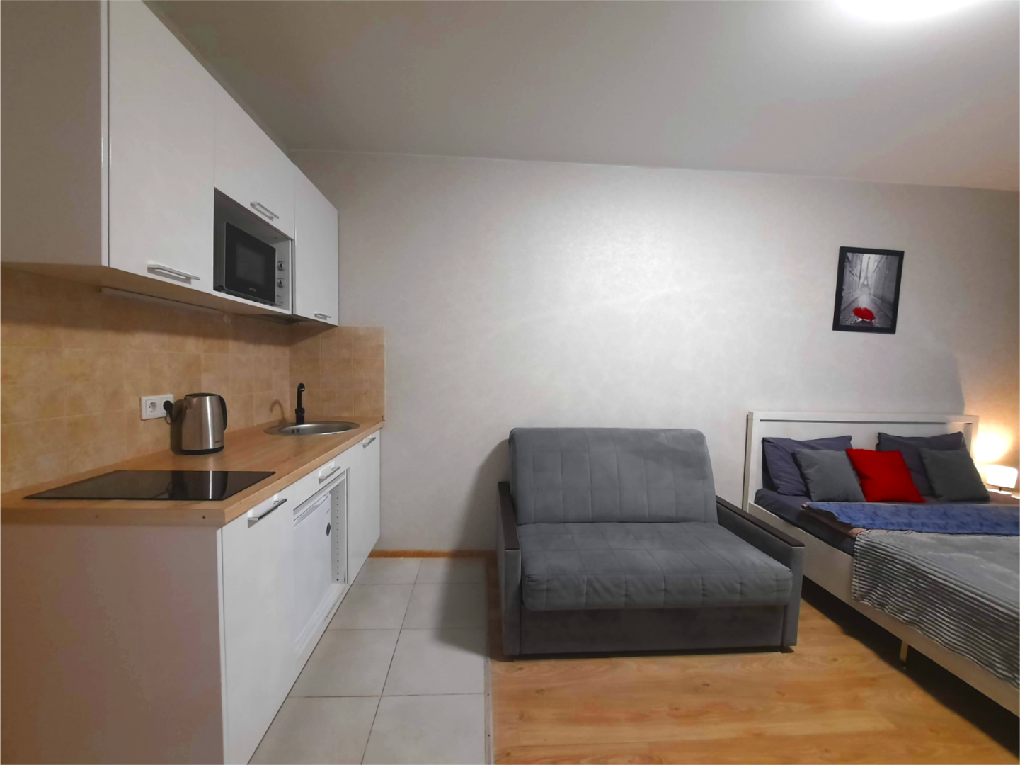 Квартира Третья Студия на Ларюшина 4/2