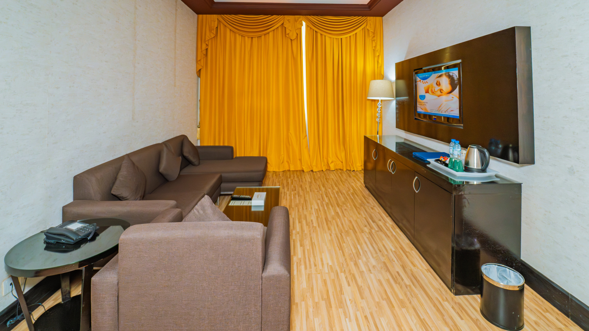 Mangrove Hotel