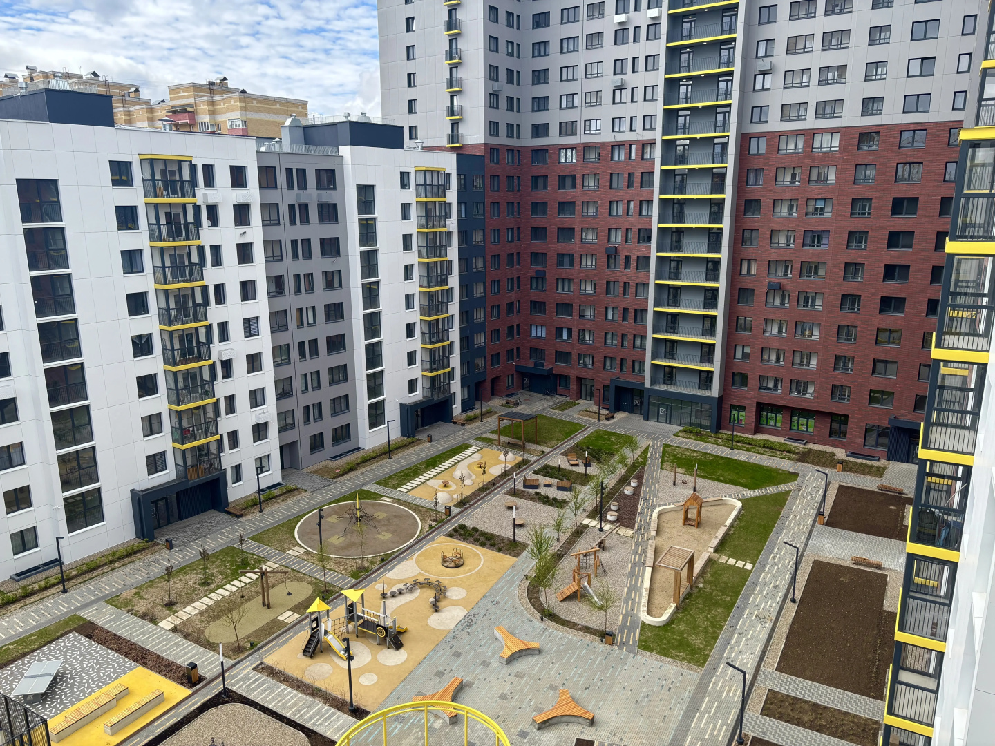 Квартира BestHome Евродвушка стильная светлая в центре города
