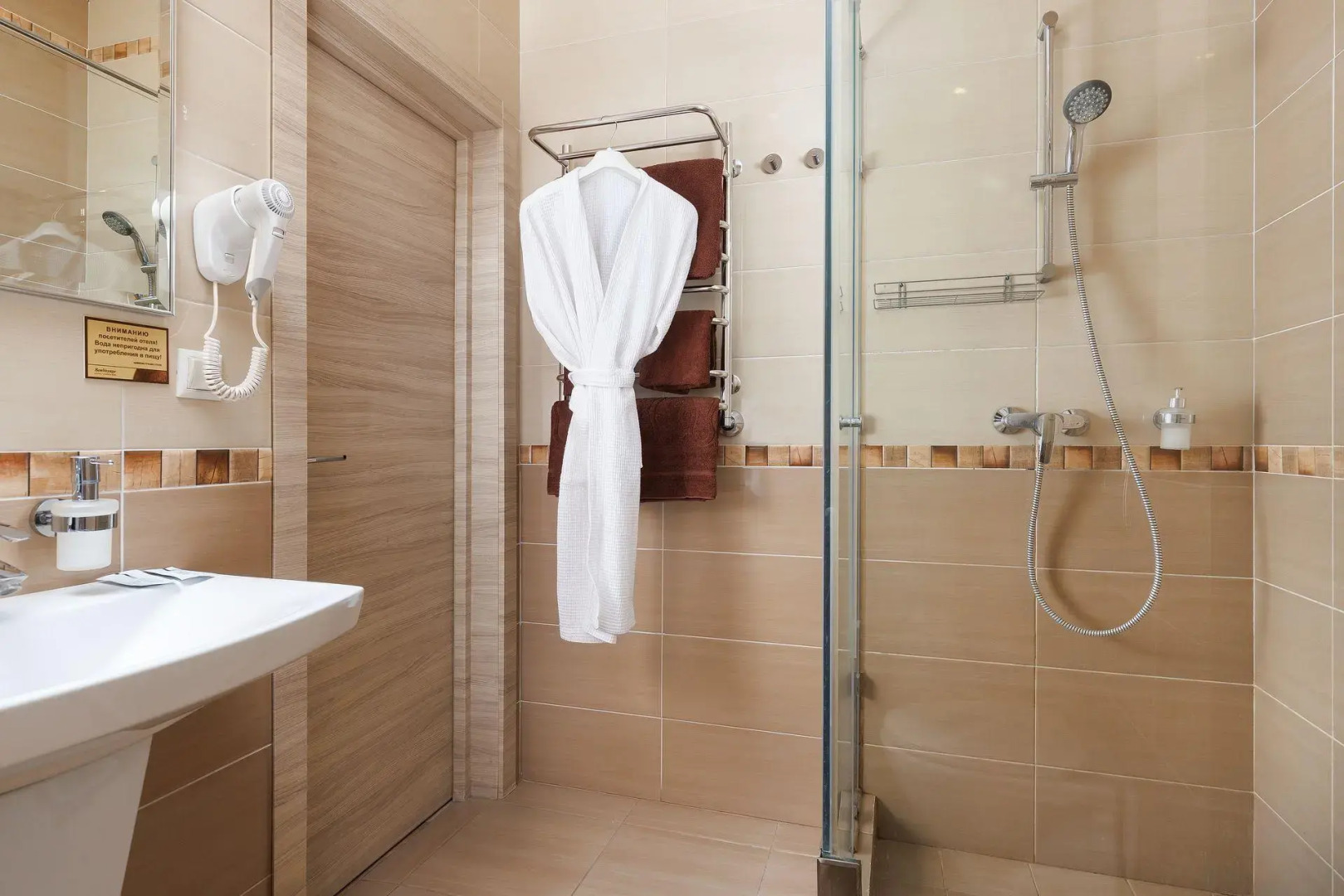 Отель Bon Voyage 2 Корпус