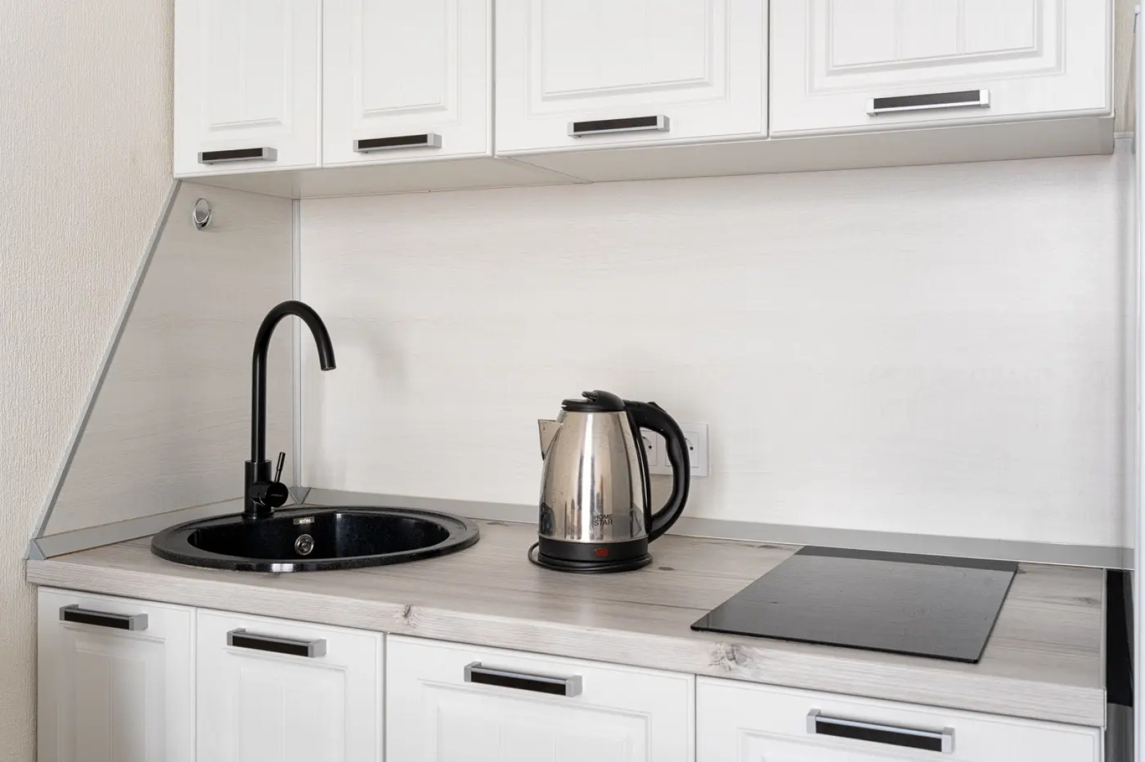 Апартаменты Bestflat 24 в элитном жилом доме на улице Колпакова в ЖК Smile