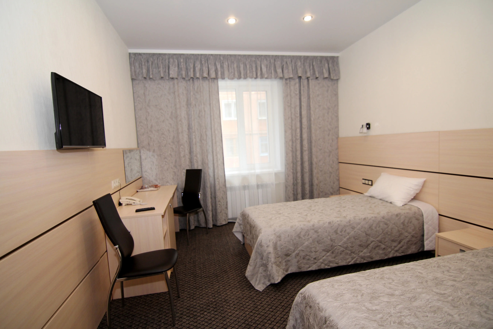 Отель Аврора