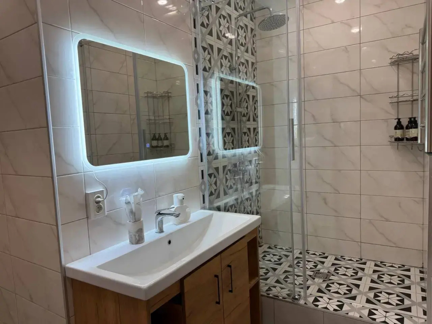 Апартаменты Трехкомнатные VIP в Центре Пензы