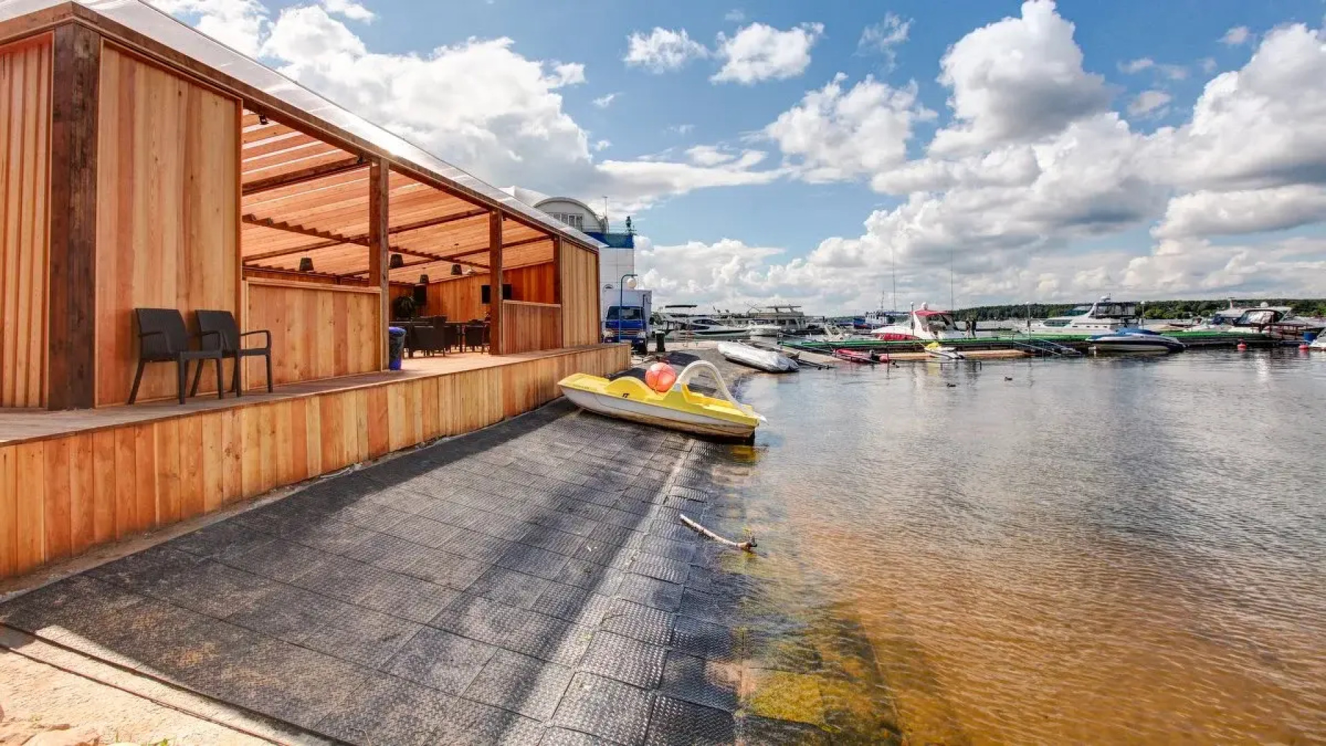 Отель Яхт-Клуб Новый Берег