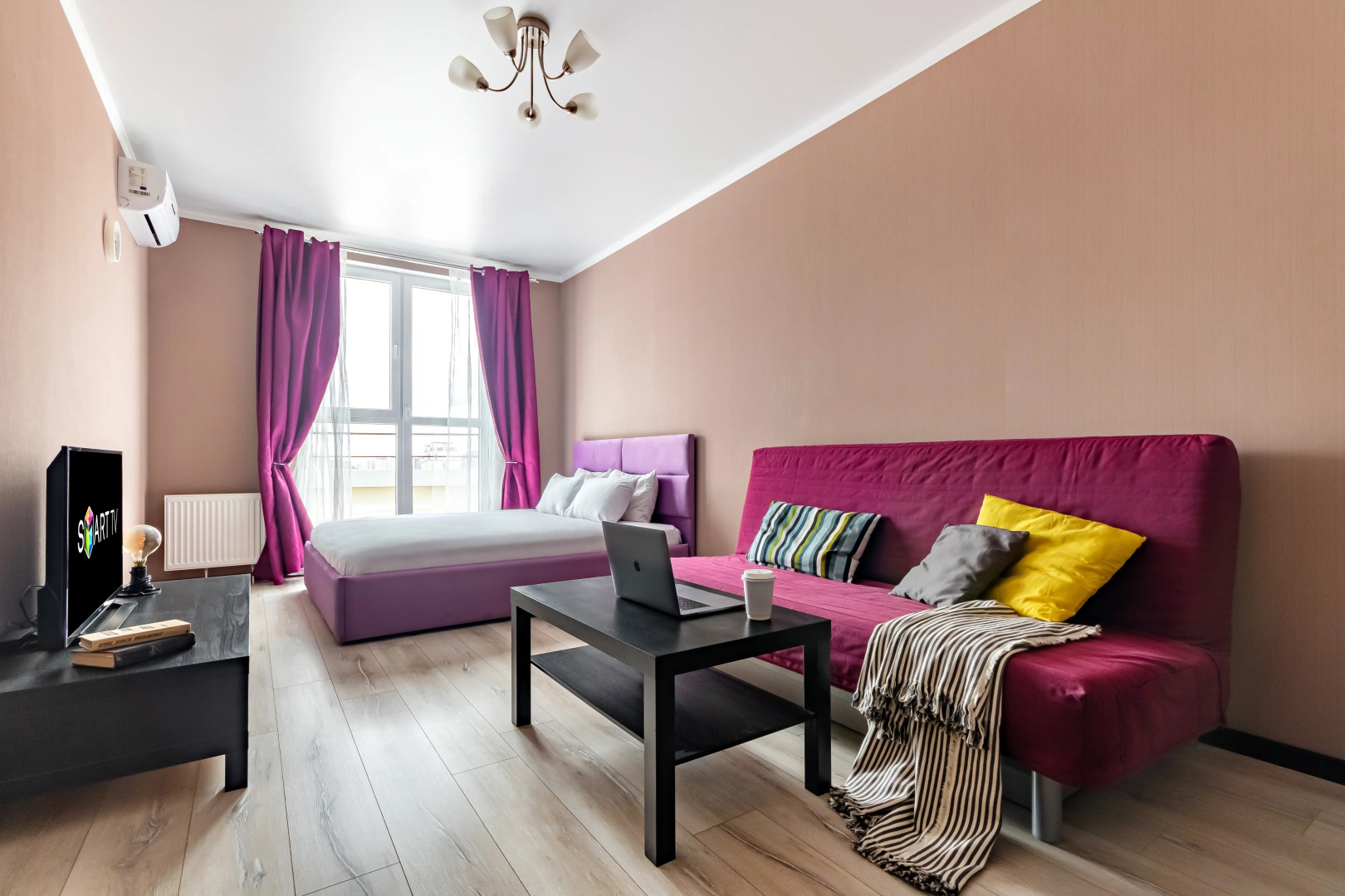 Апартаменты для 6 гостей ЖК «Большой» Smart TV, балкон с видом, духовка