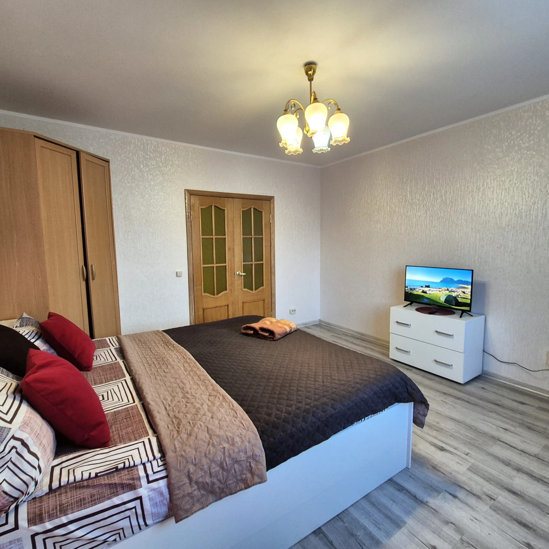 Квартира 2-х комнатная квартира со свежим ремонтом в центре Королева