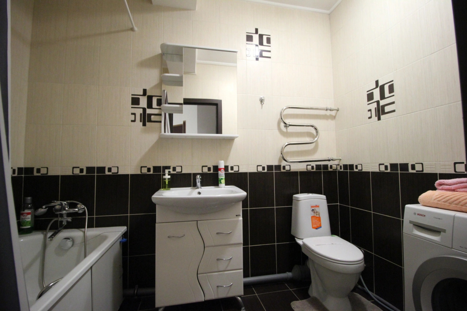 Апартаменты 2-комн Квартира 90 м2 на Булгакова by Sutki26