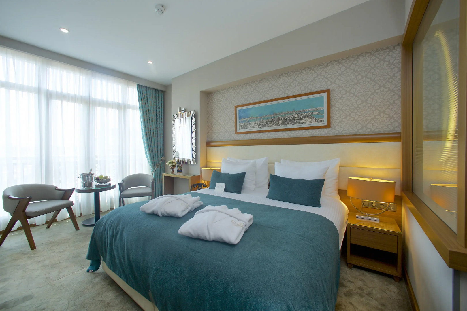 Momento Golden Horn Hotel