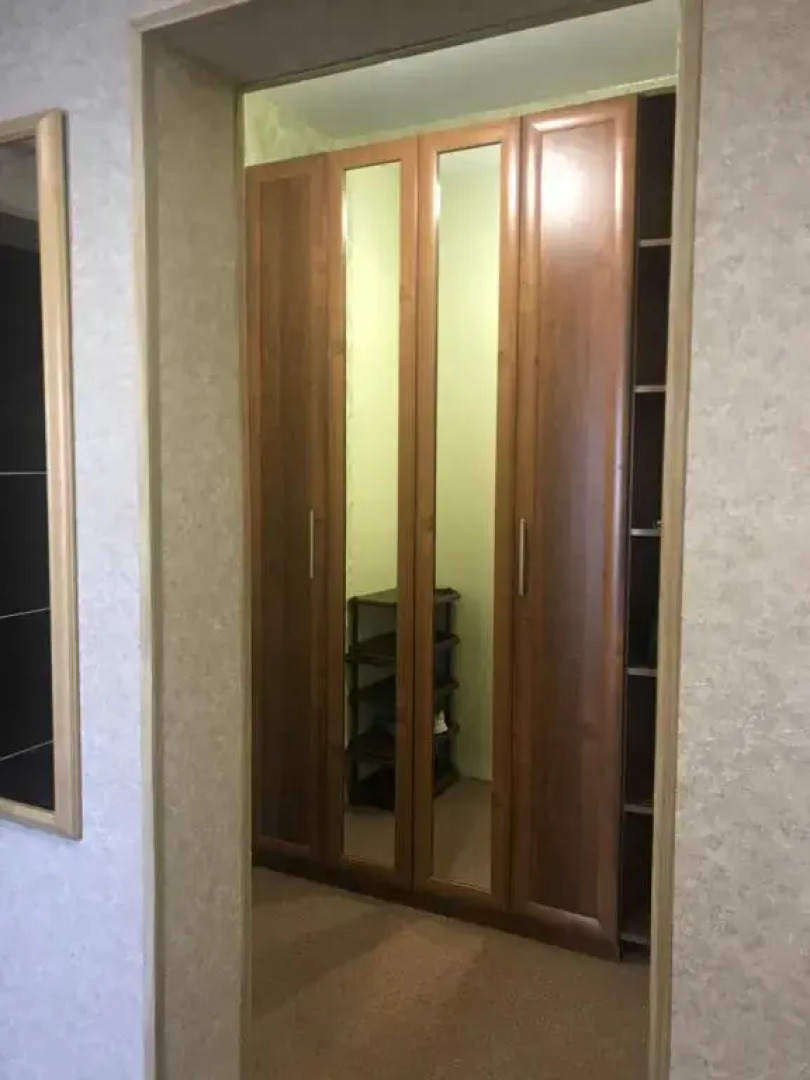 Апартаменты 3 комнаты в Центре рядом с Электричкой на Море