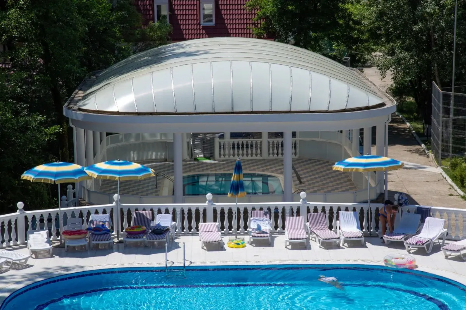 Курортный отель Ателика Сокол