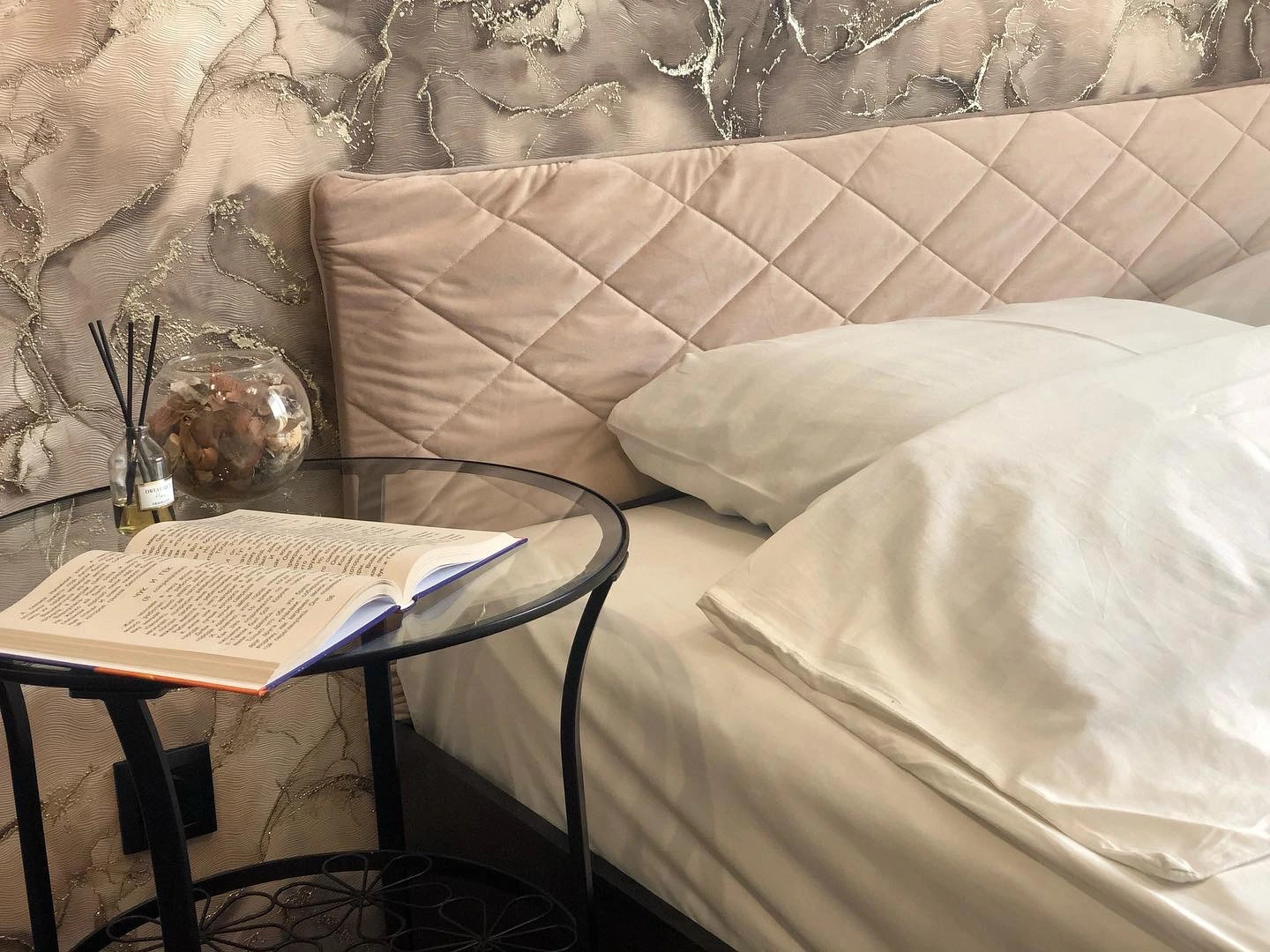 Апартаменты 21 этаж на Антонова