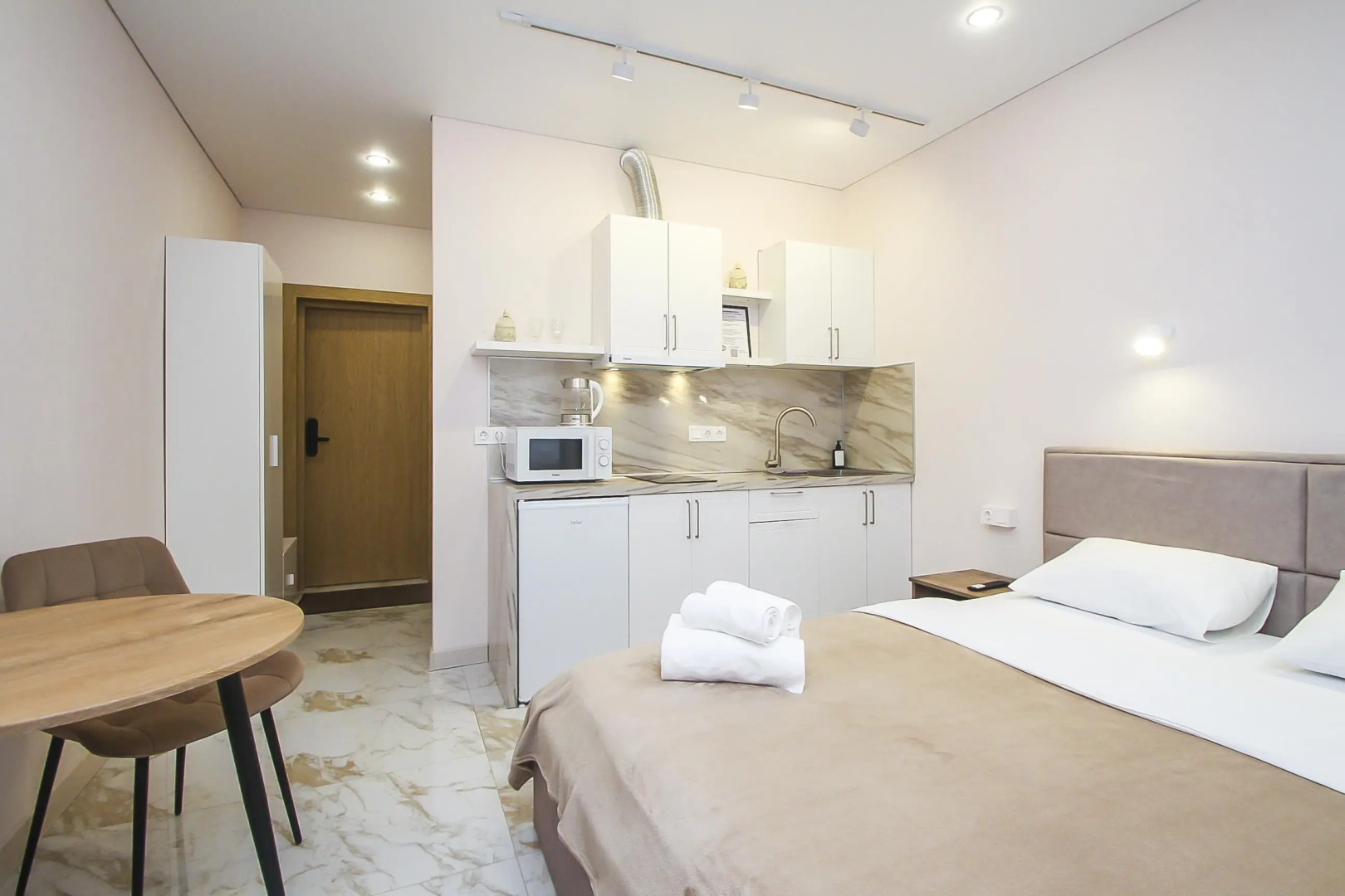 Апартаменты Современная студия