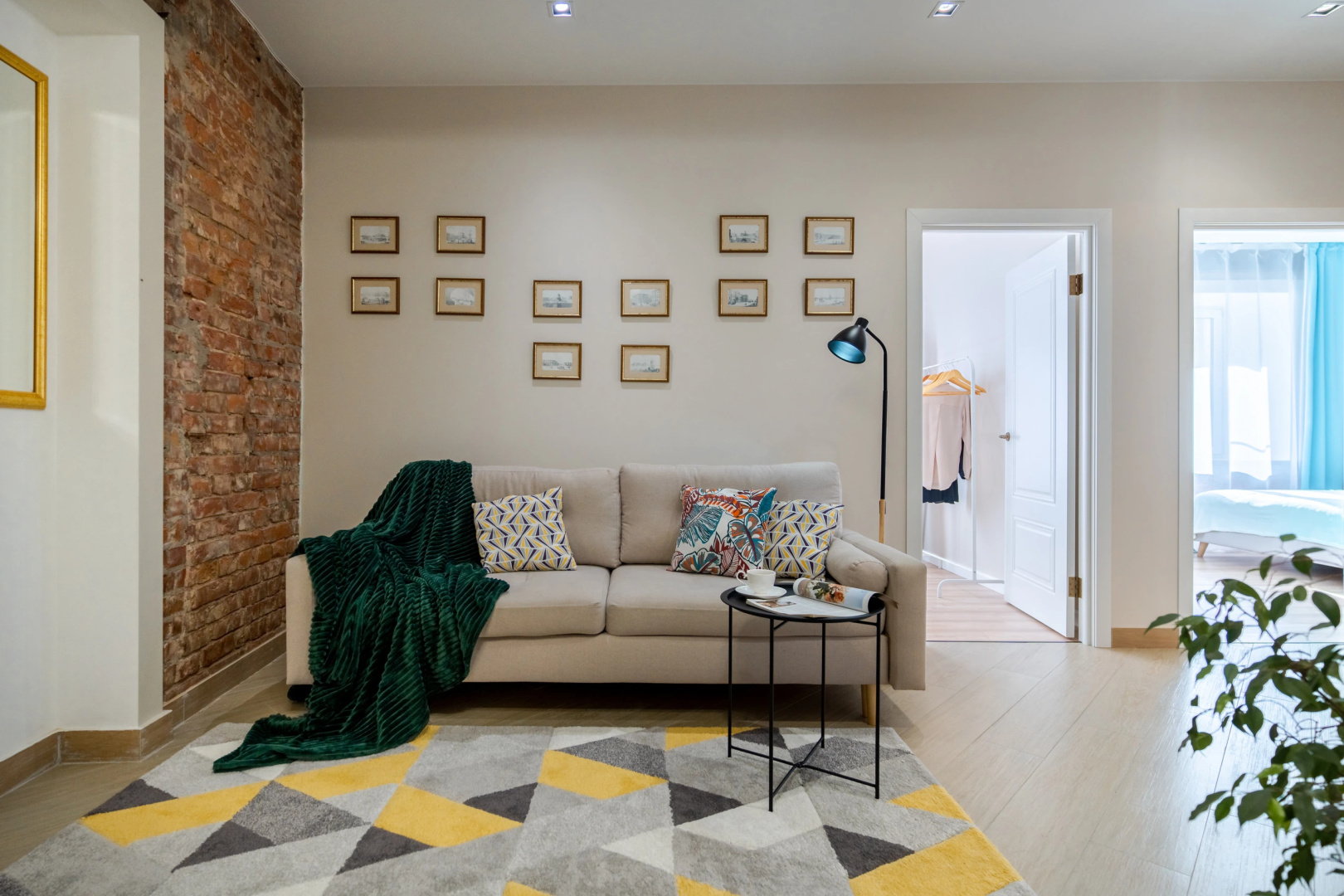 Апартаменты Loft на Марата 20