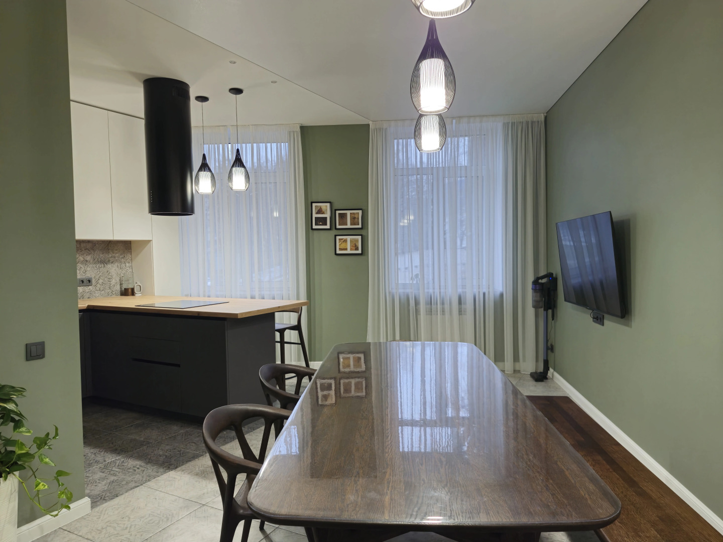 Апартаменты Люкс с Видом на Площадь Победы