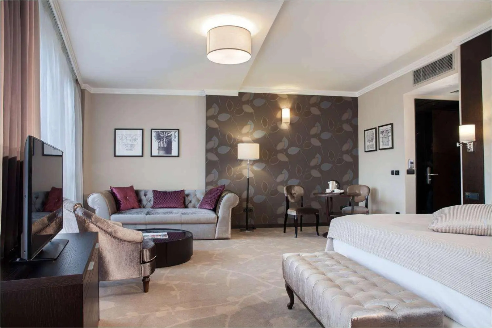 Отель Constantine the Great