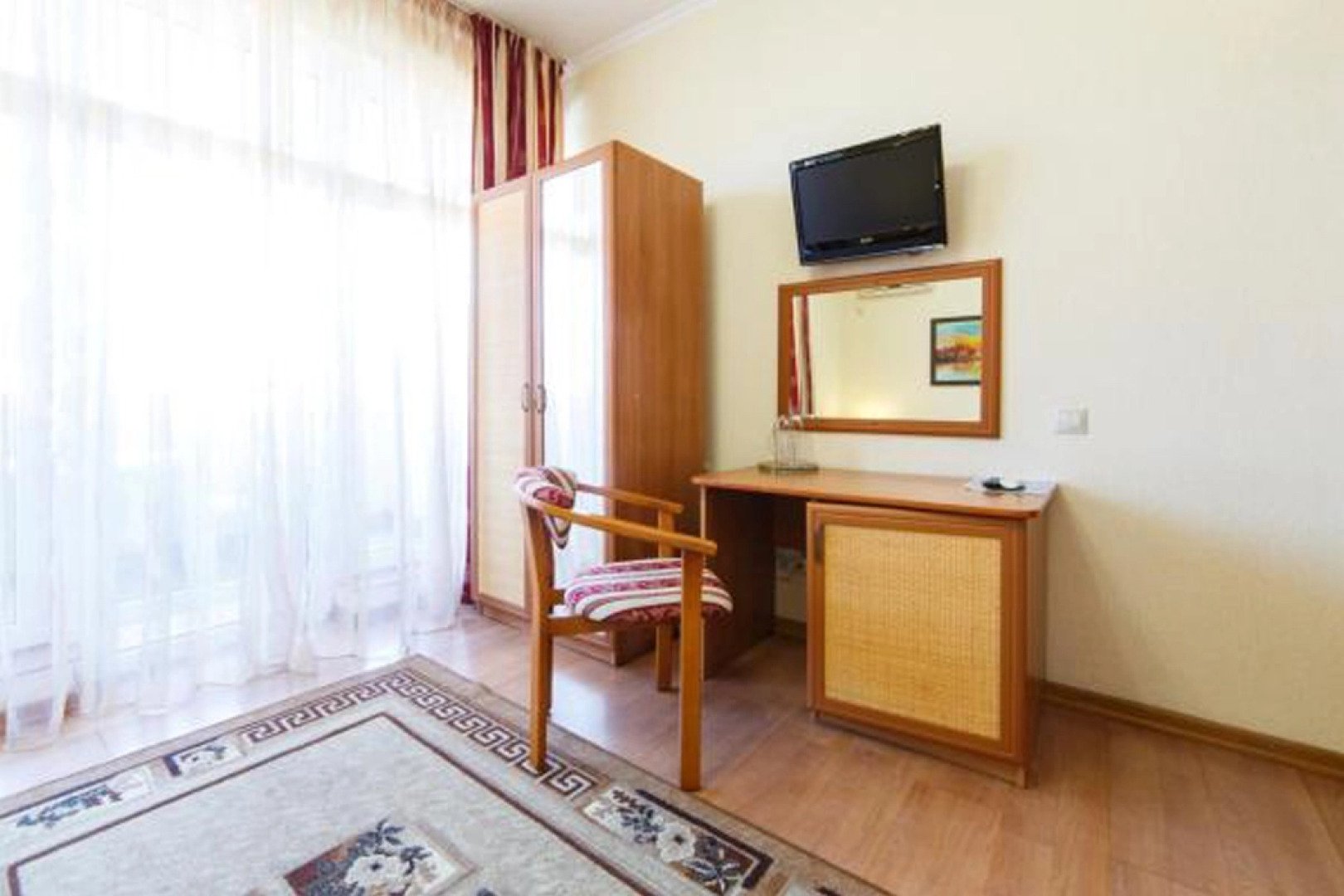 Гостевой Дом Лаура