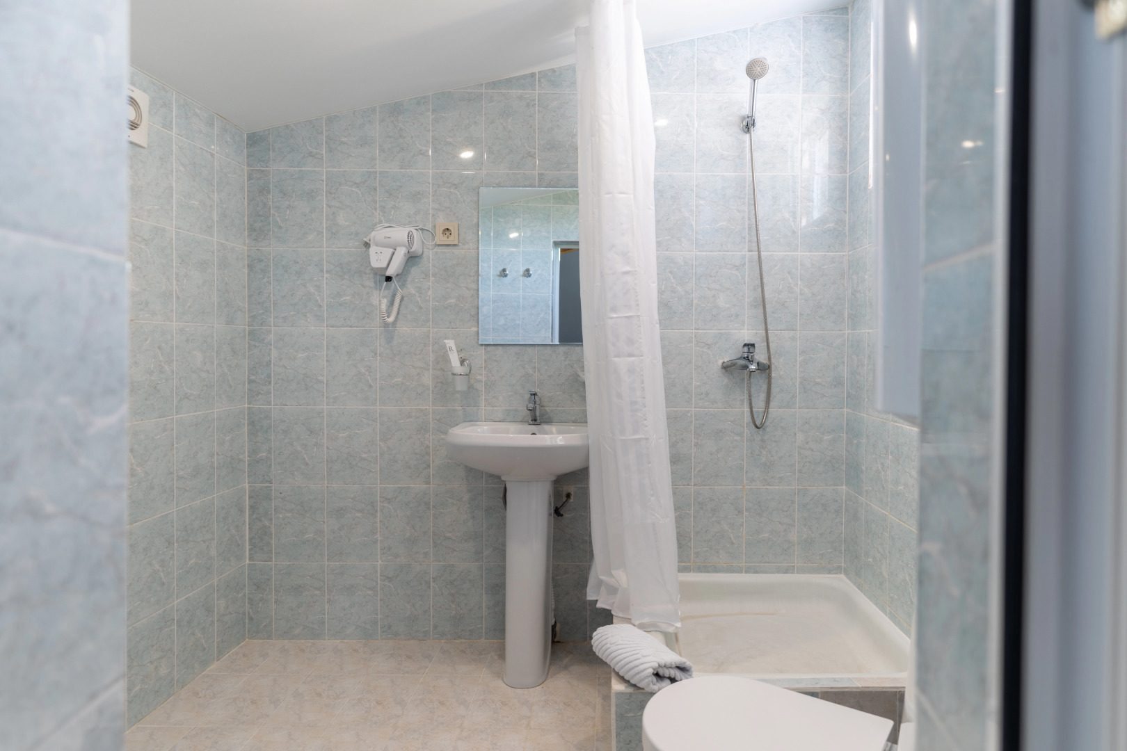 Отель Максим Парк-Лоо