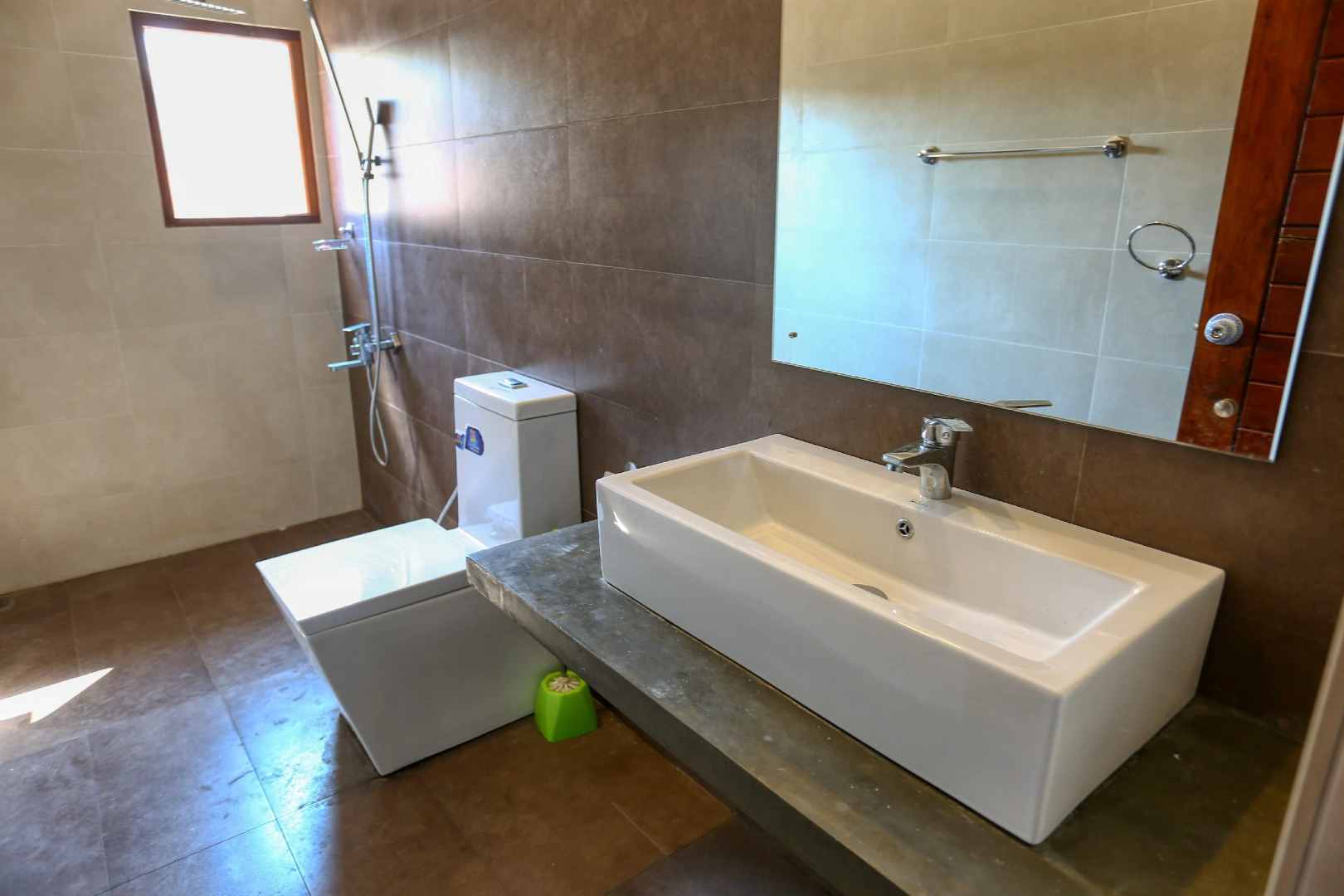 Апартаменты Yoho White House