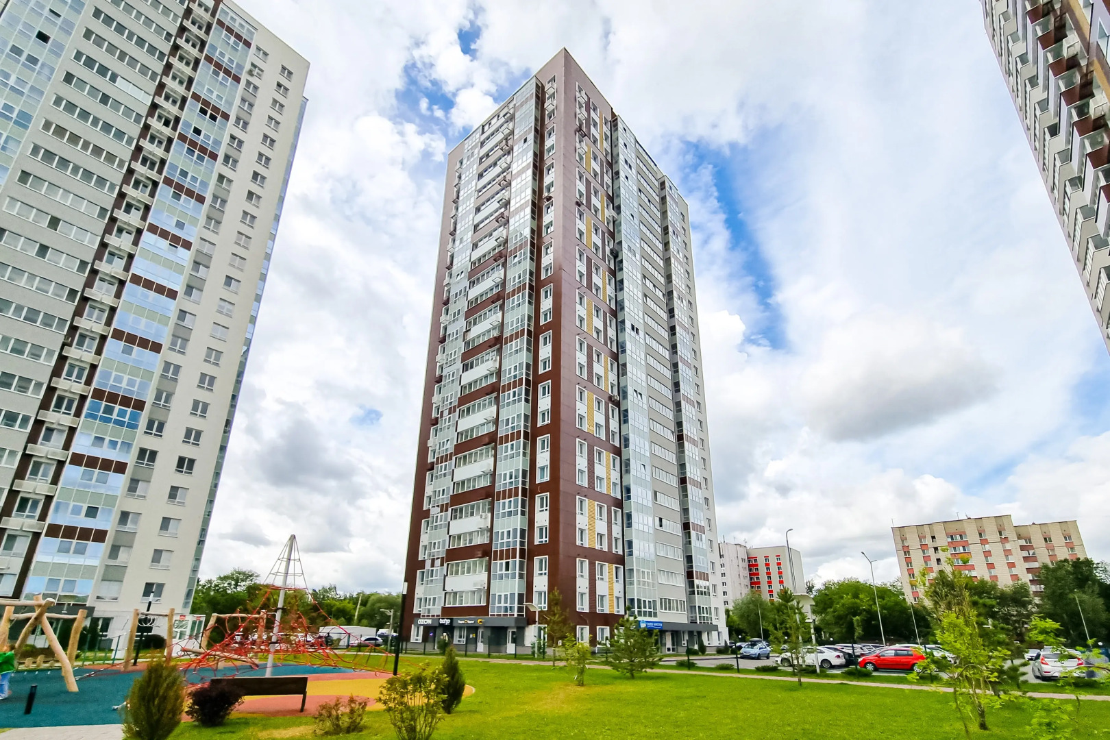 Апартаменты Брутальный Лев на 23 этаже с панорамным видом на реку