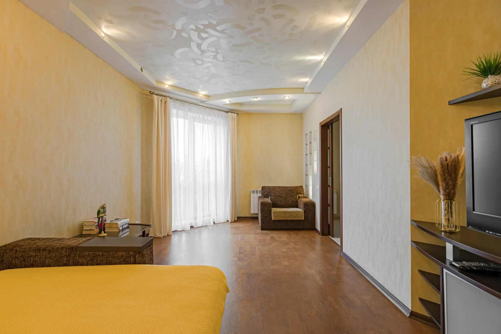 Квартира Чистая и Уютная у Лошицкого Парка