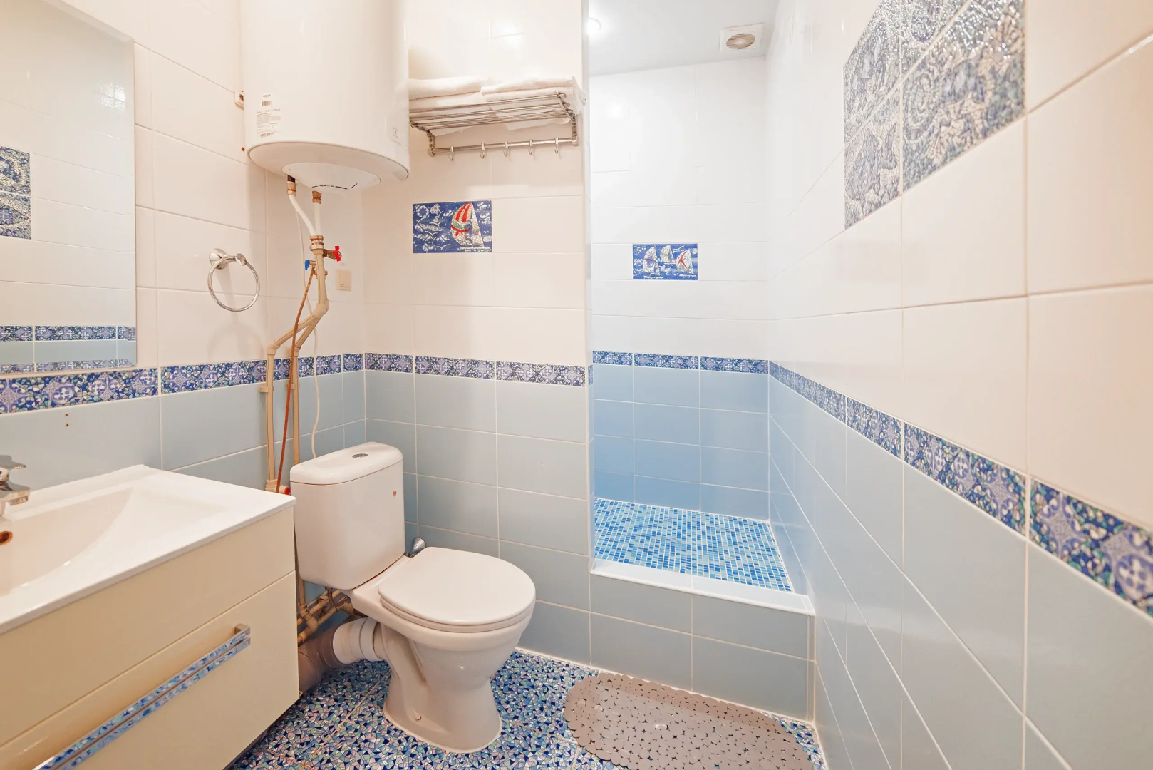 Отель Горький