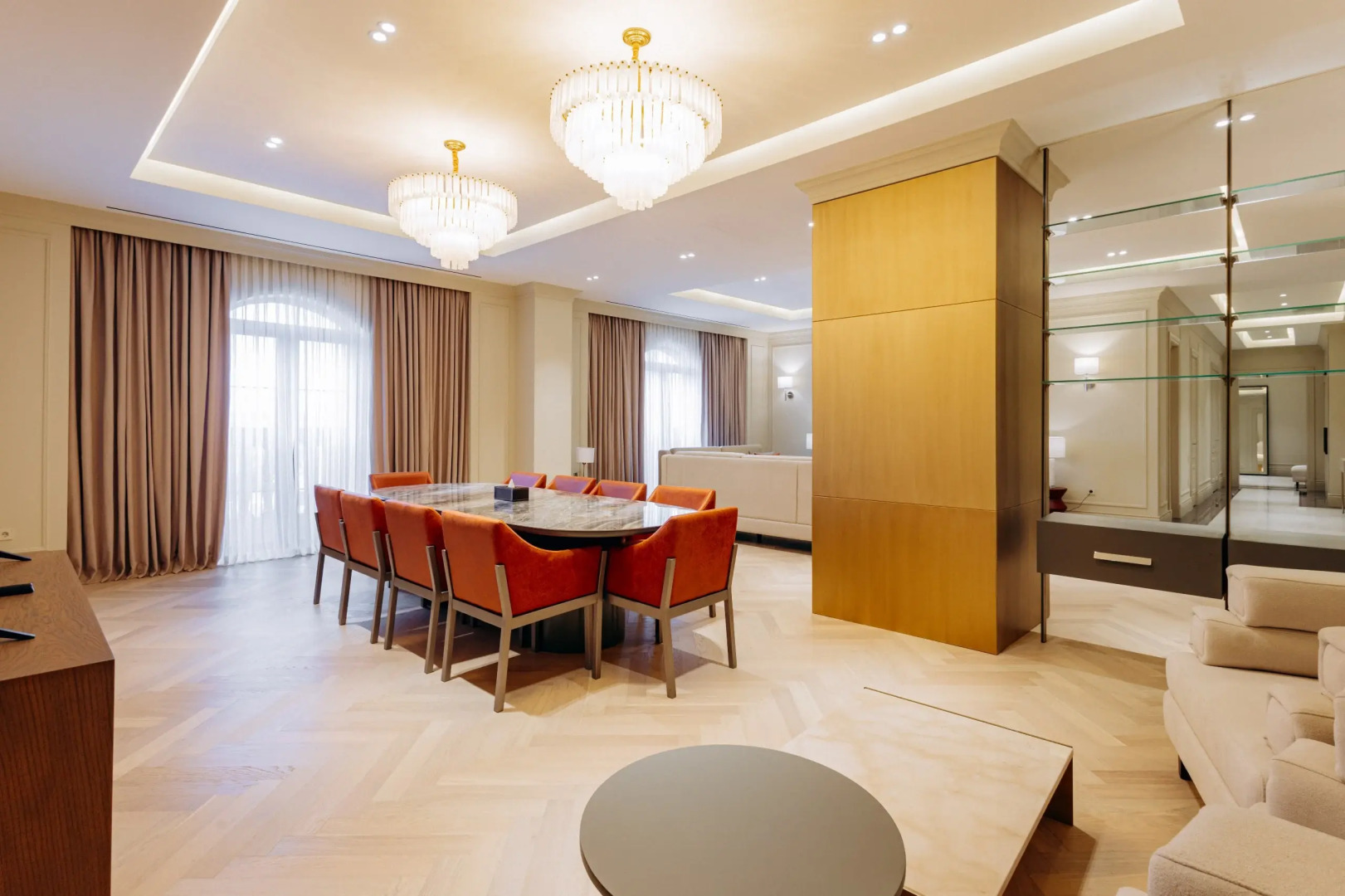 Апарт-отель Four Seasons