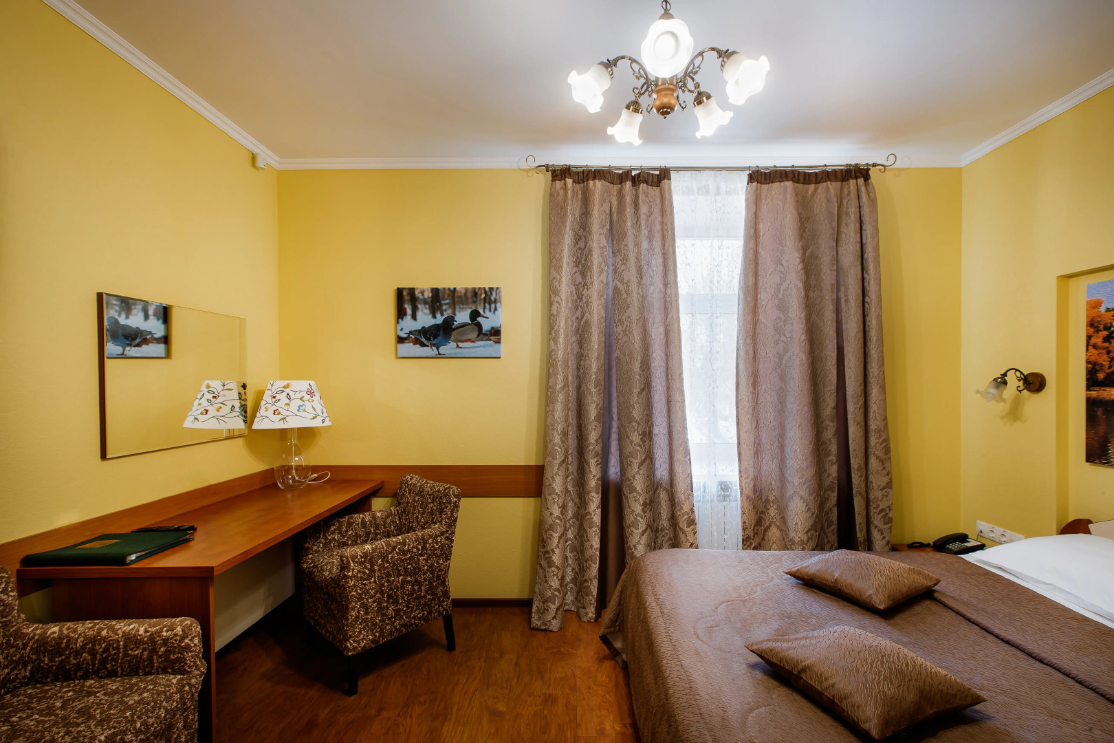 Отель Свердлова 27