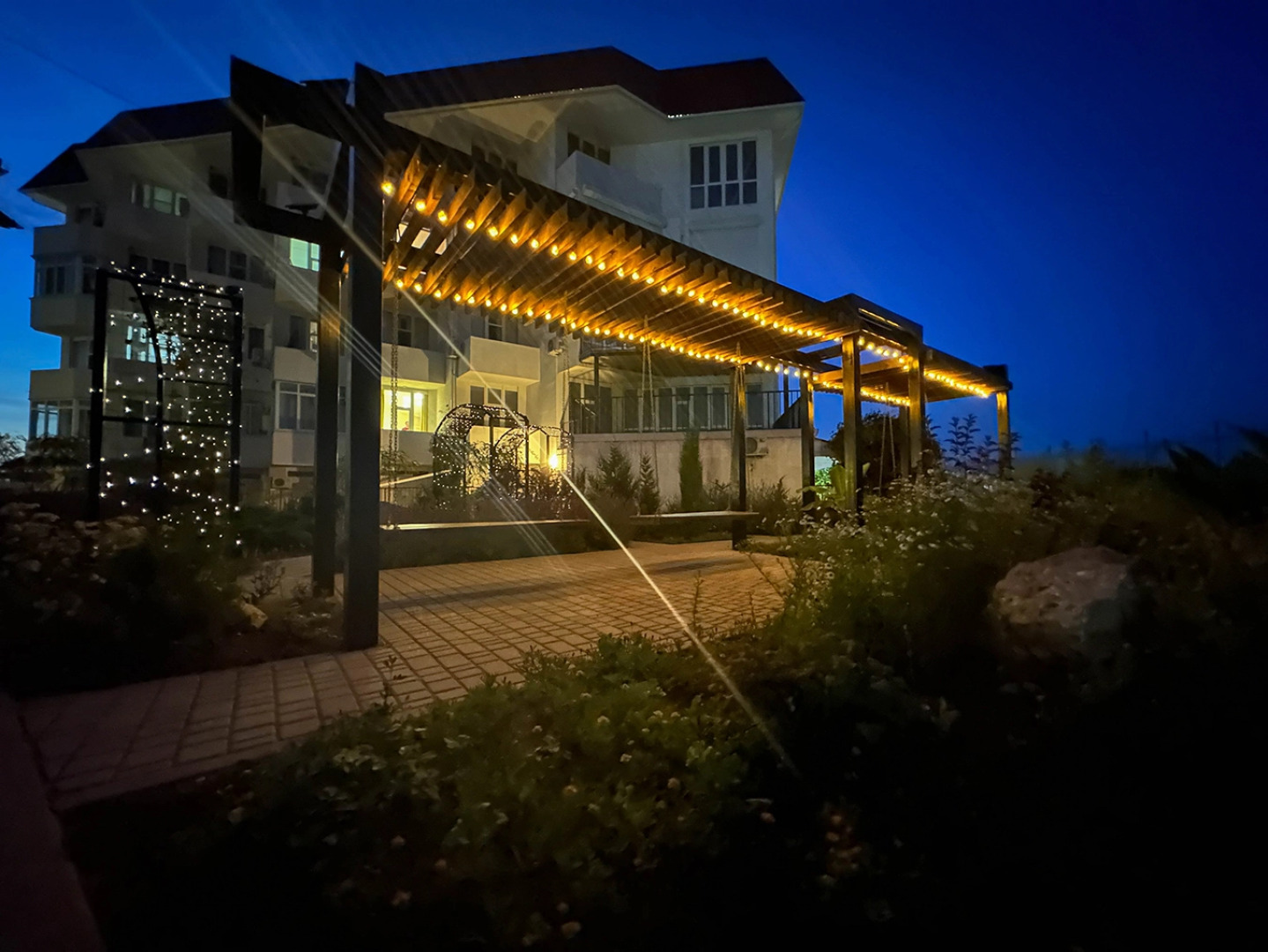 Просторные двухкомнатные апартаменты Loft-Apart