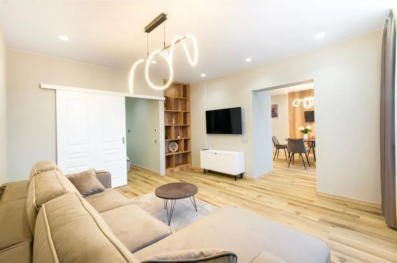 Апартаменты Небо Первая Линия 17