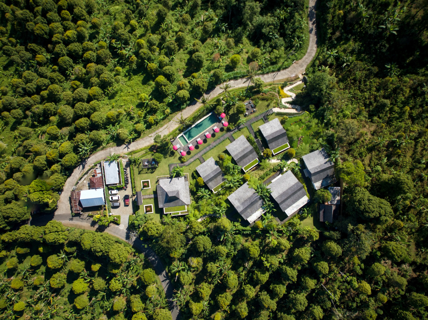 Курортный отель Resort Umah  Lusa