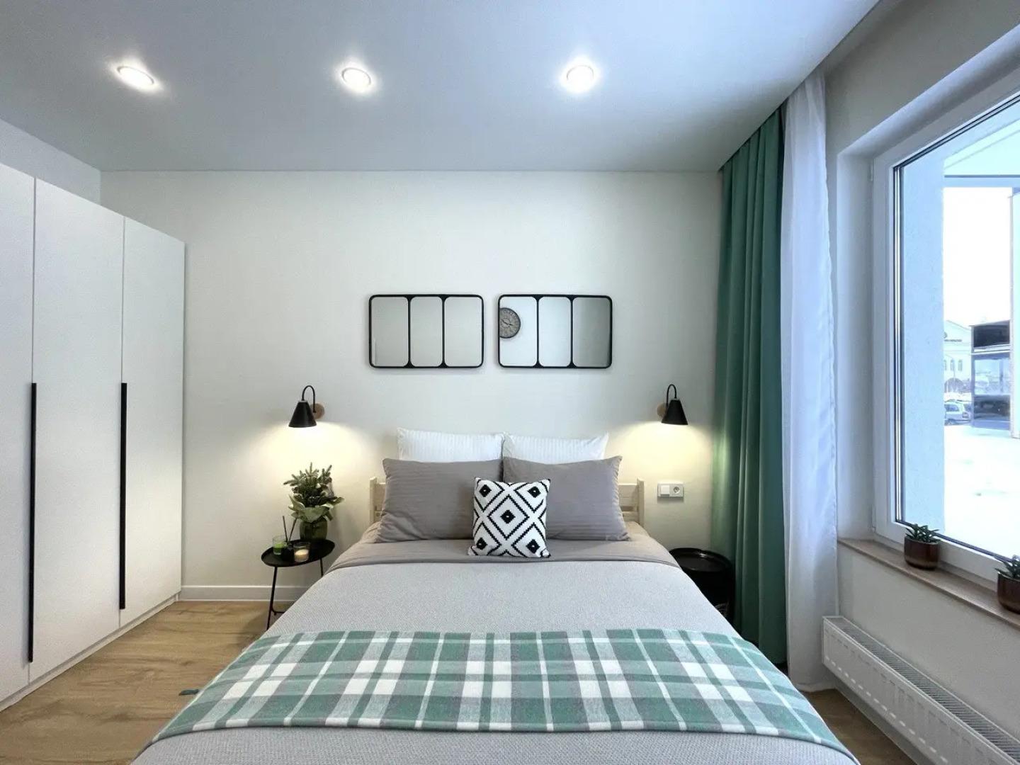 квартира премиум-класса в стиле "эко" с видом на парк и речку